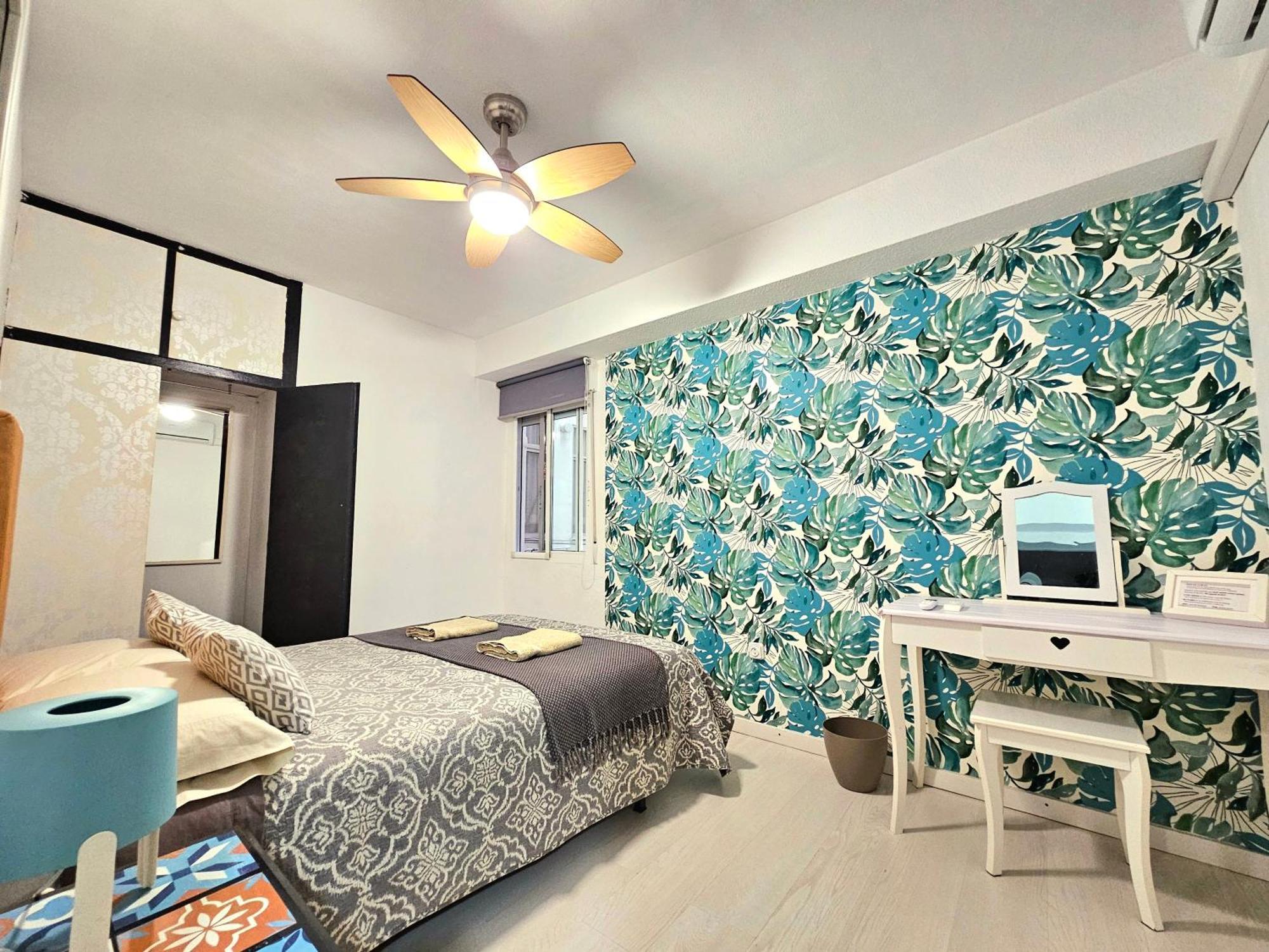 Centric Mercado Hostel *