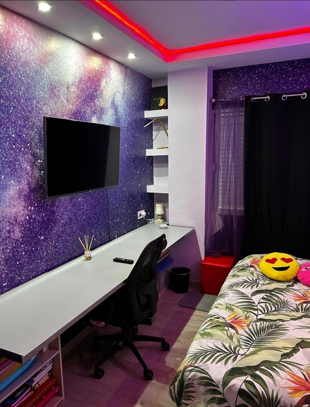 En Un Piso Compartido Gran Via Hospital General Homestay