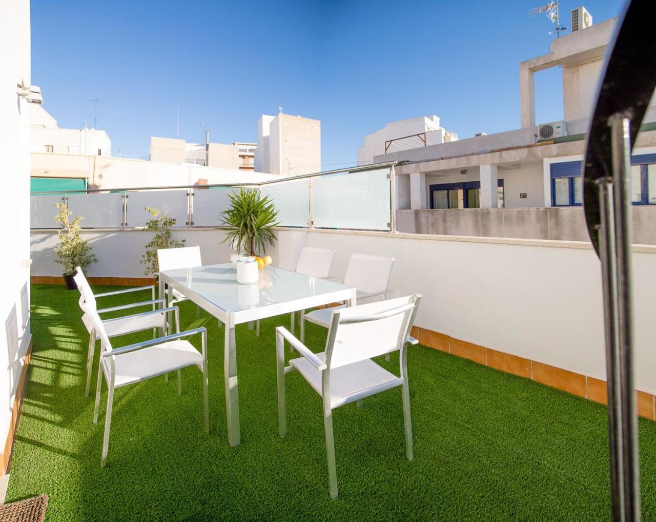 2 Big Terraces Penthouse Center Apartment *