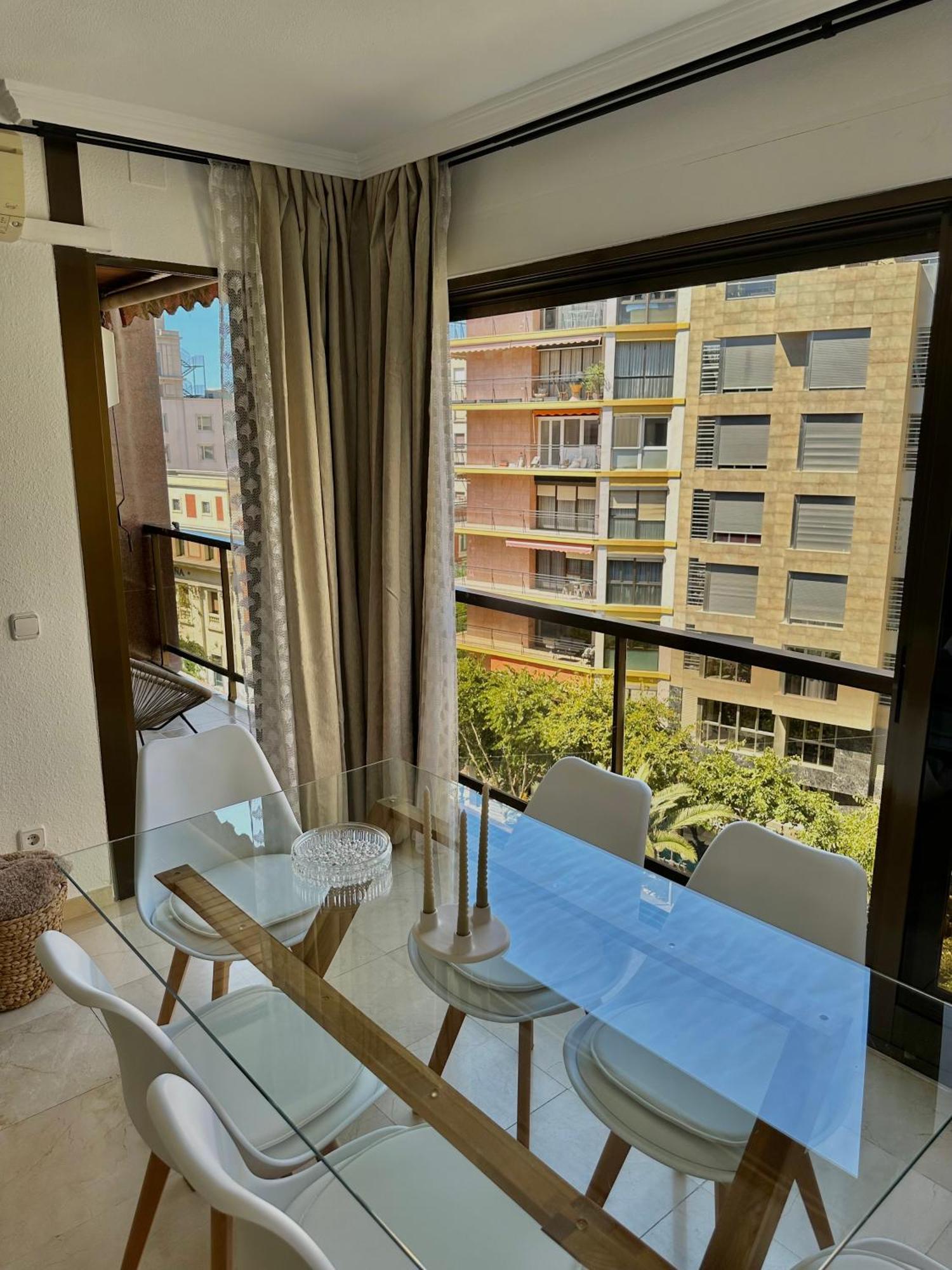 Apartamento Piso En El Corazon De Con Ubicacion Unica Alicante