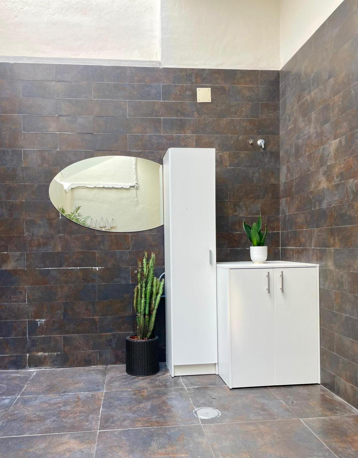 Apartamento Modern With Patio In Alicante