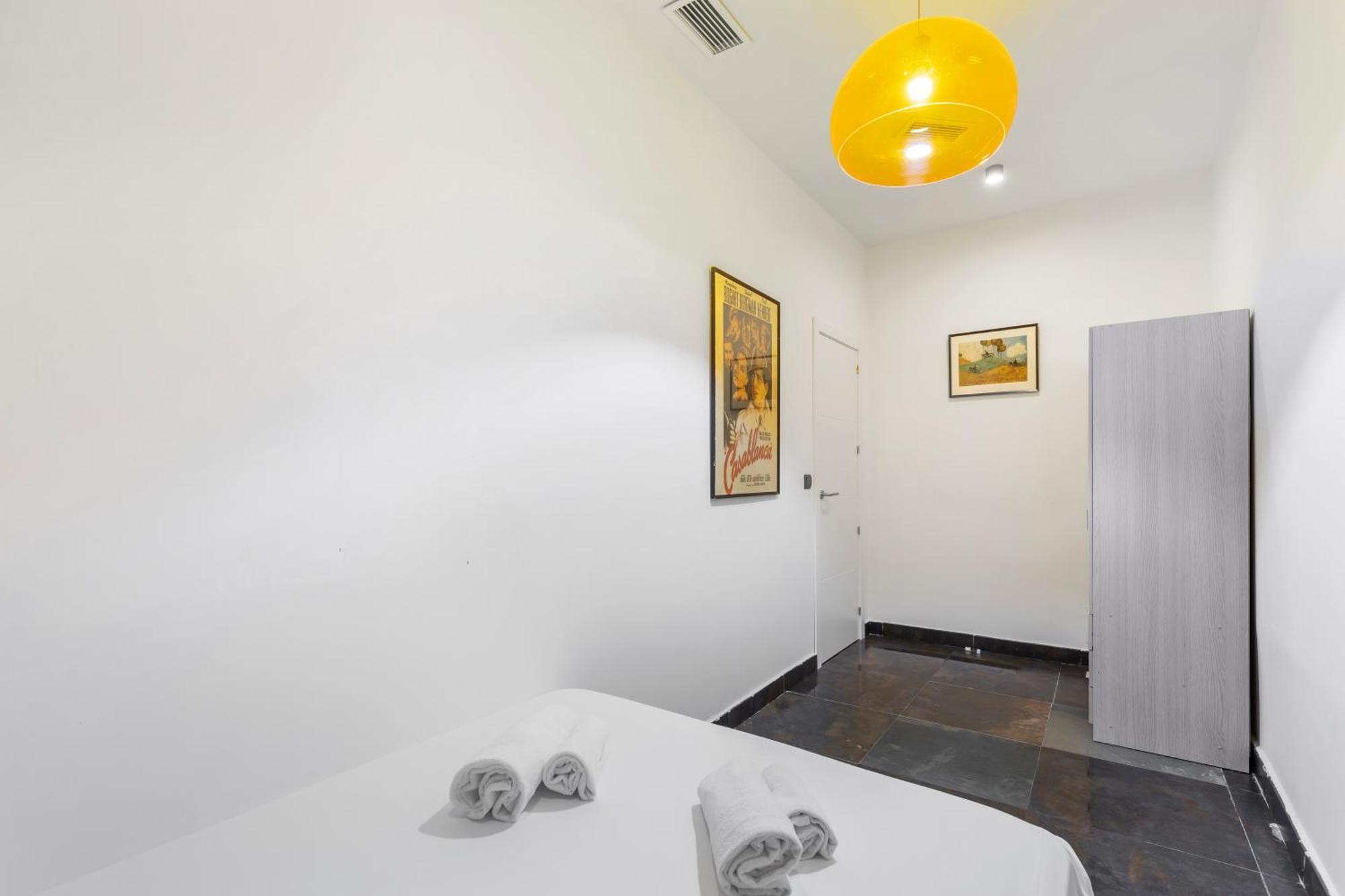 Apartamento Modern With Patio In