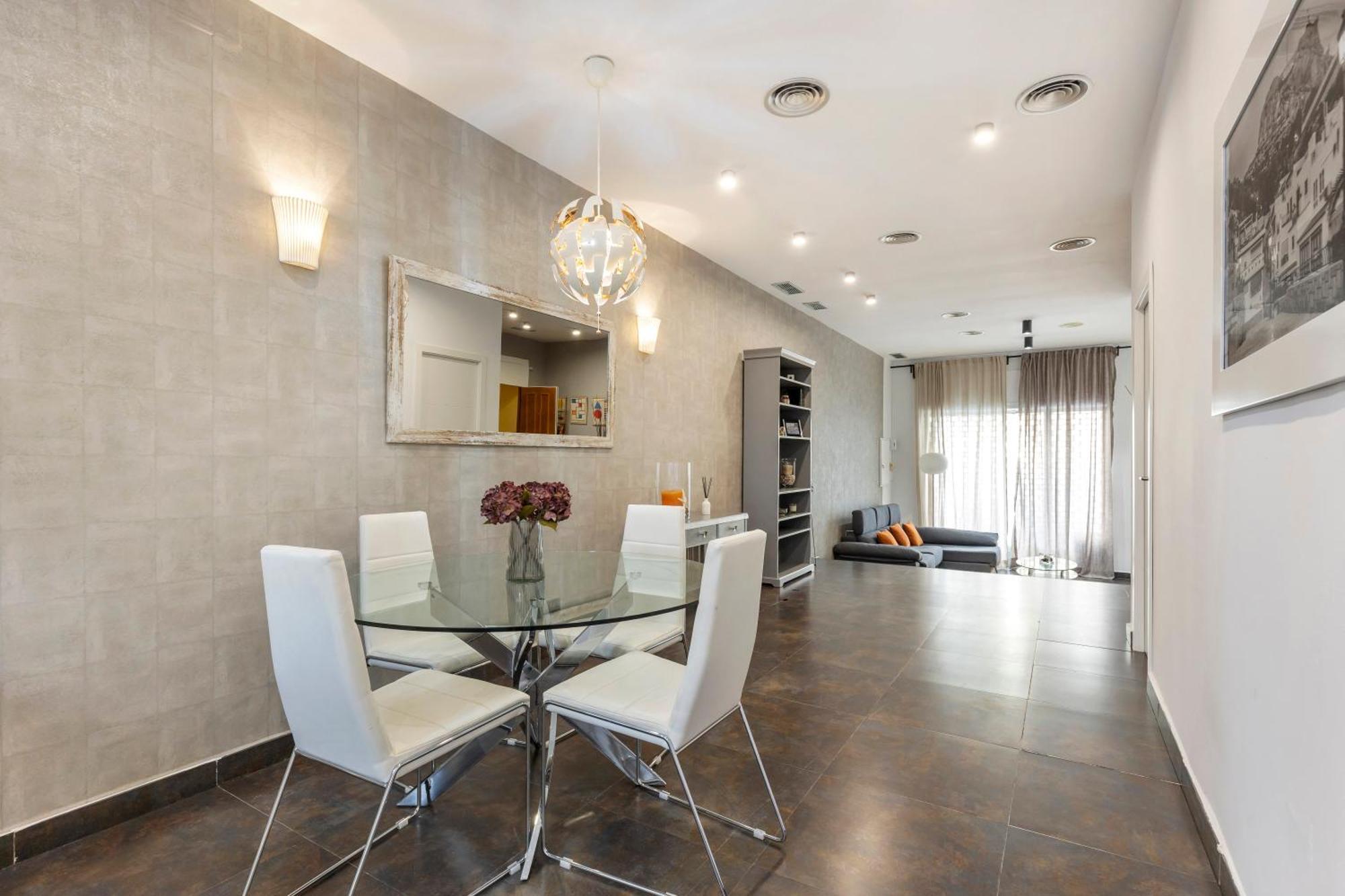 Modern With Patio In Apartamento *