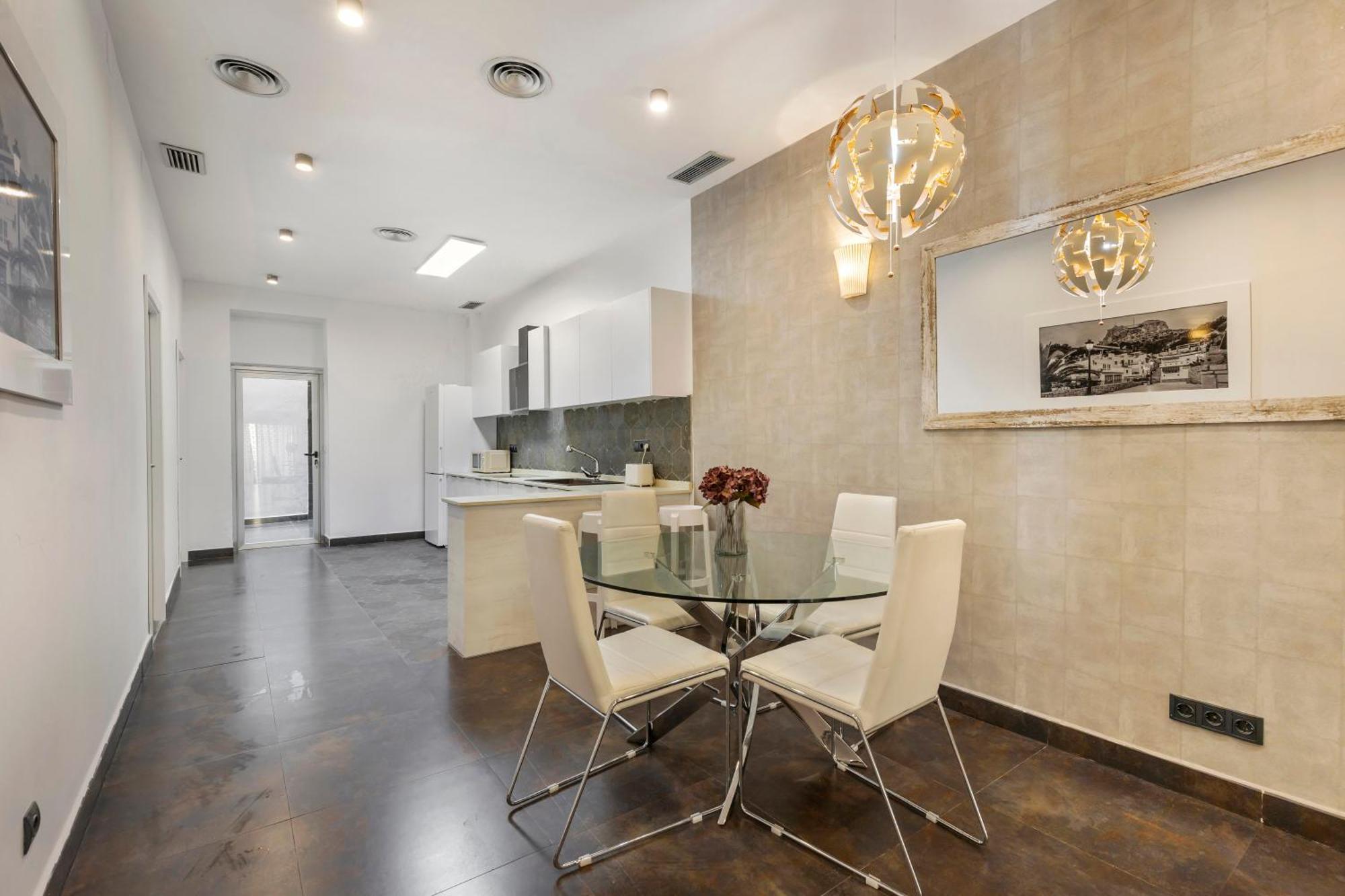 Apartamento Modern With Patio In Alicante