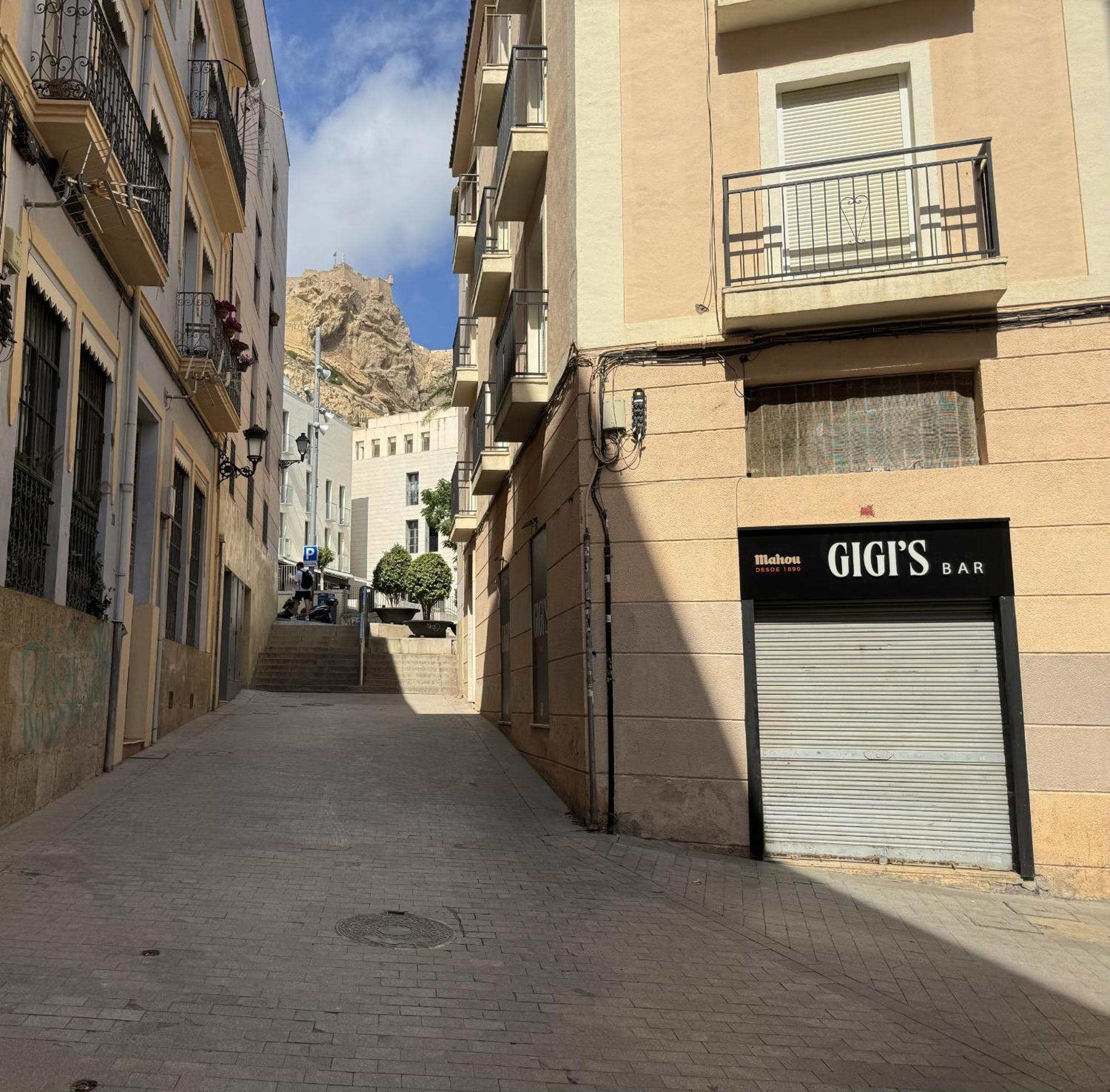 Modern Charm In Barrio *