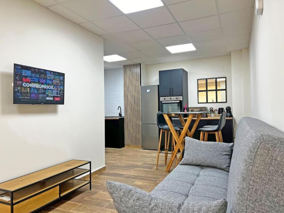 Apartment Nuevo, Plaza De Toros, Airc *