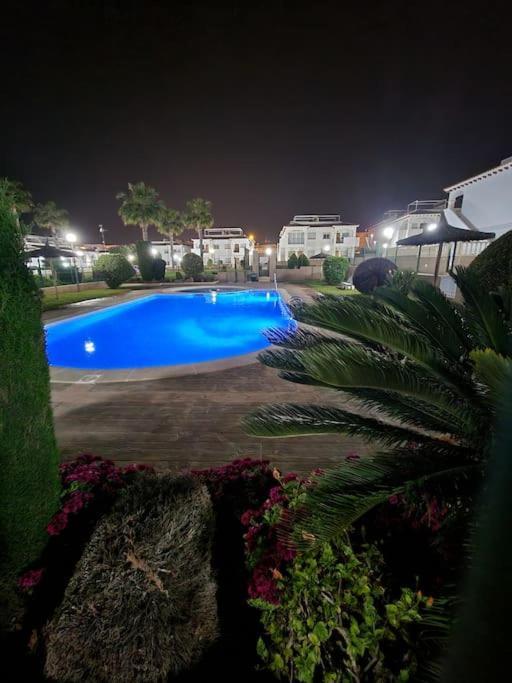 Apartamento Punta Prima Flat With Private Roof Terrace