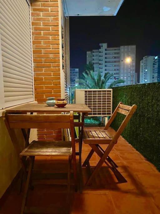 Apto Al Lado De La Playa, 1 Dormitorio, Parking * Alicante