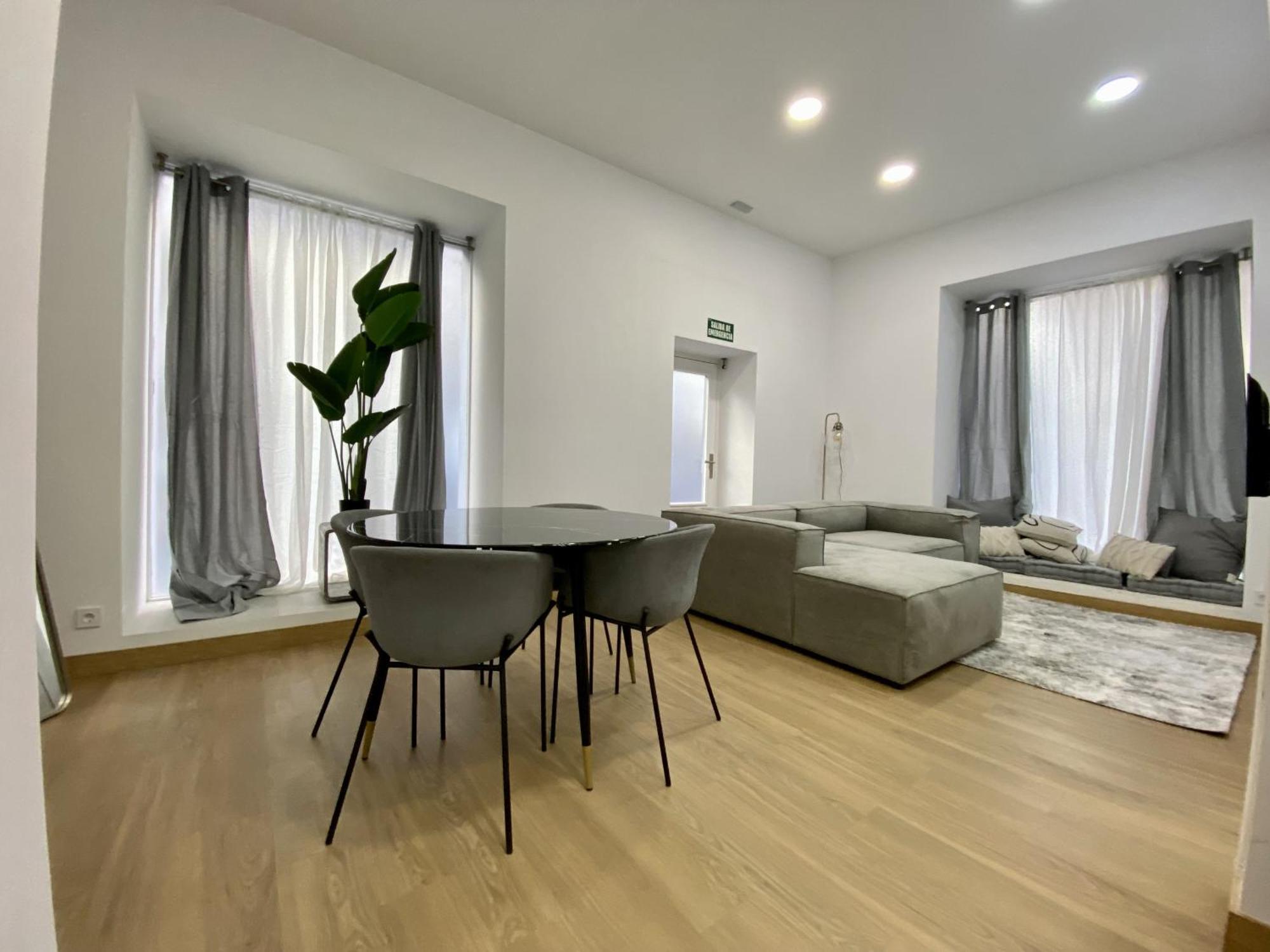 Pinzon & Penthouse Apartment Alicante