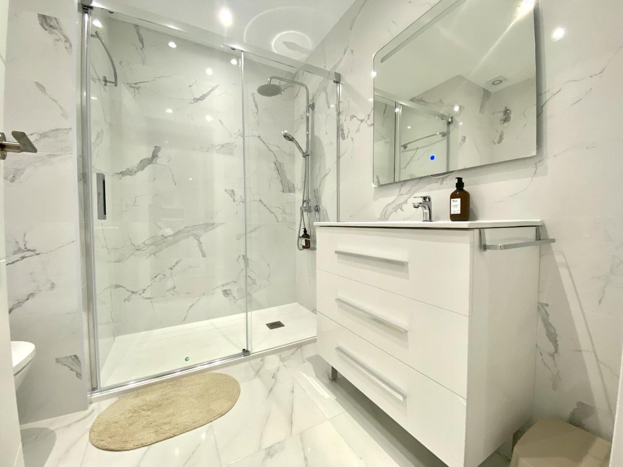 Duque 80 By United Renters Apartamento