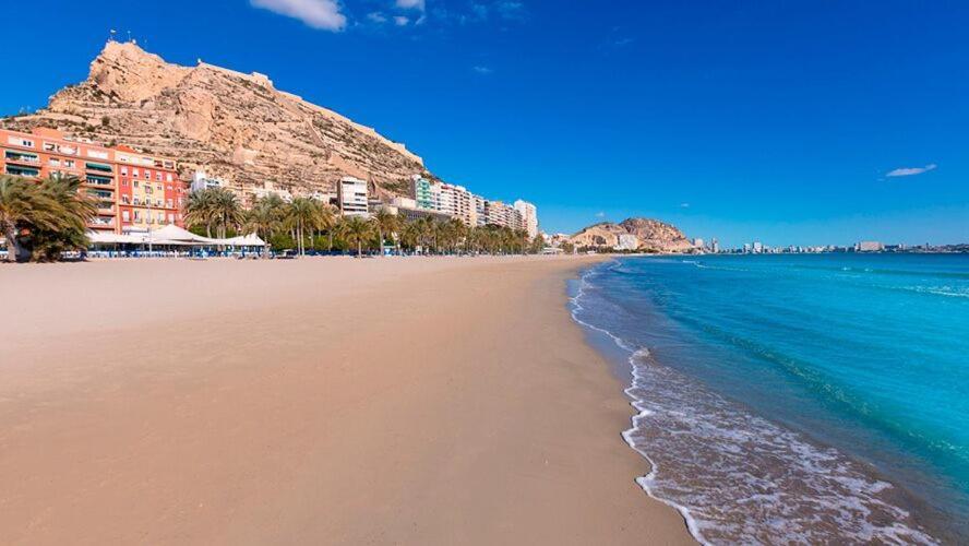 Ana Maria - Townhouse Holiday home Alicante