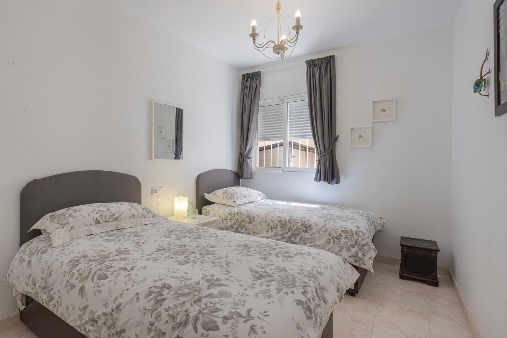 Two Bedroom Apartament In La Florida Apartamento Alicante