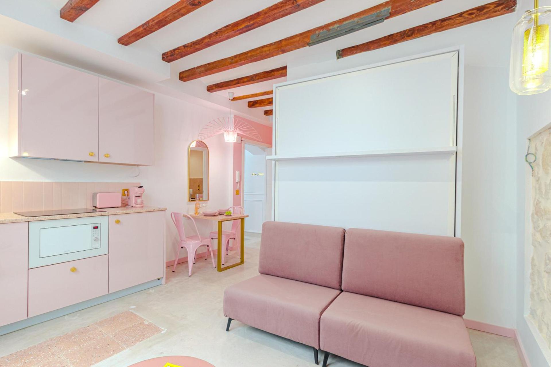 Glamorous Pink In Center Apartamento