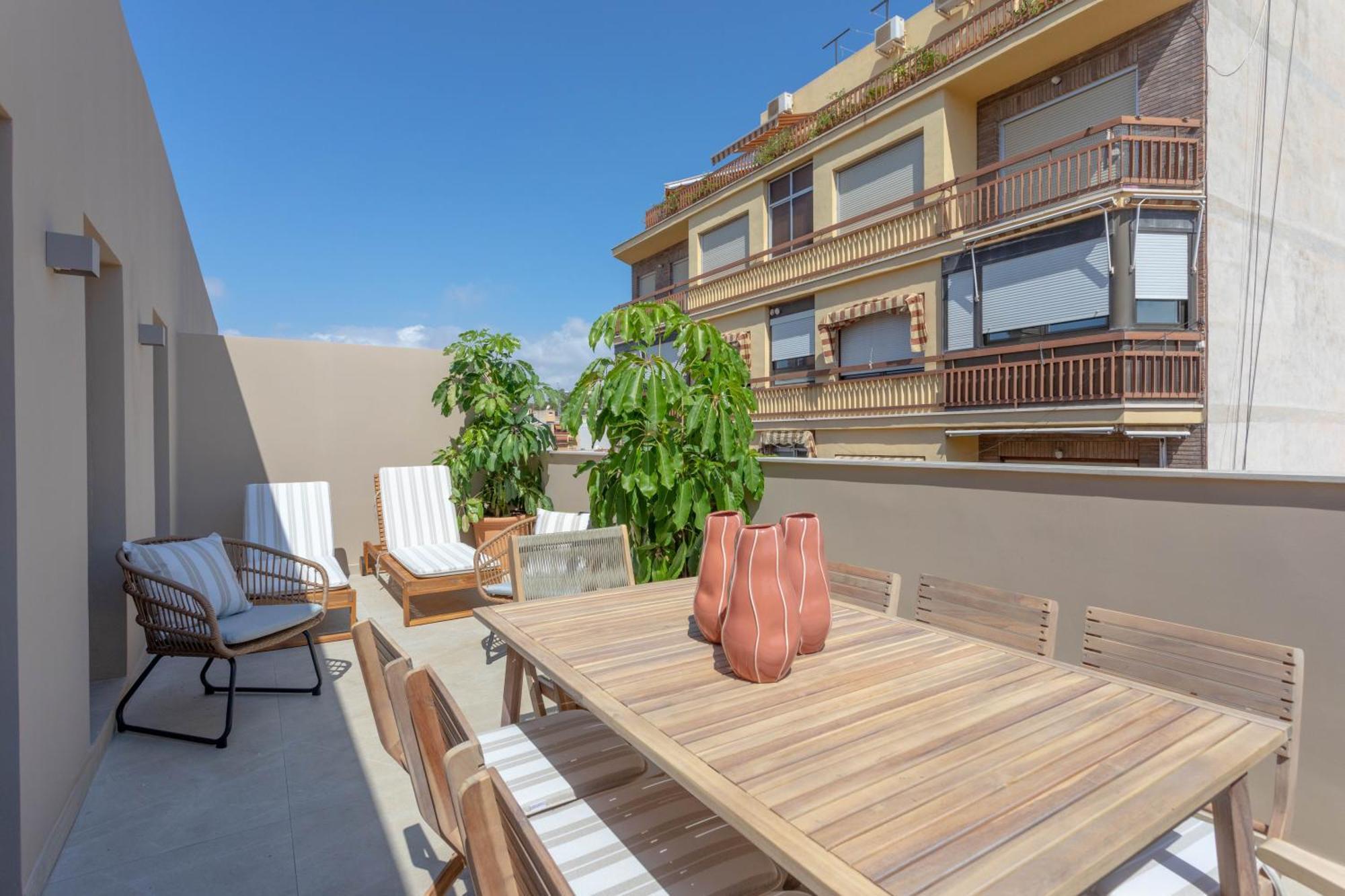 Apartment Reina Victoria El Mercado
