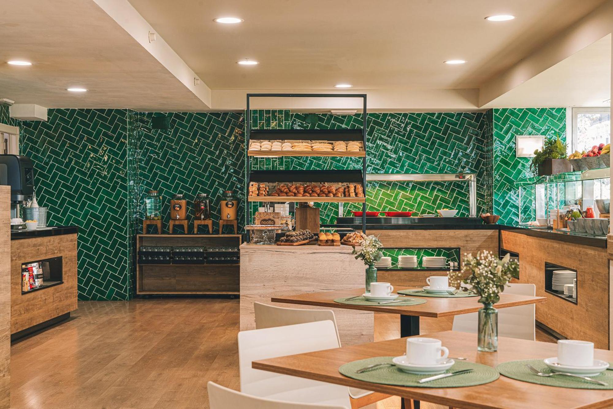 Hotel Gran Sol, Affiliated By Meliá 4*