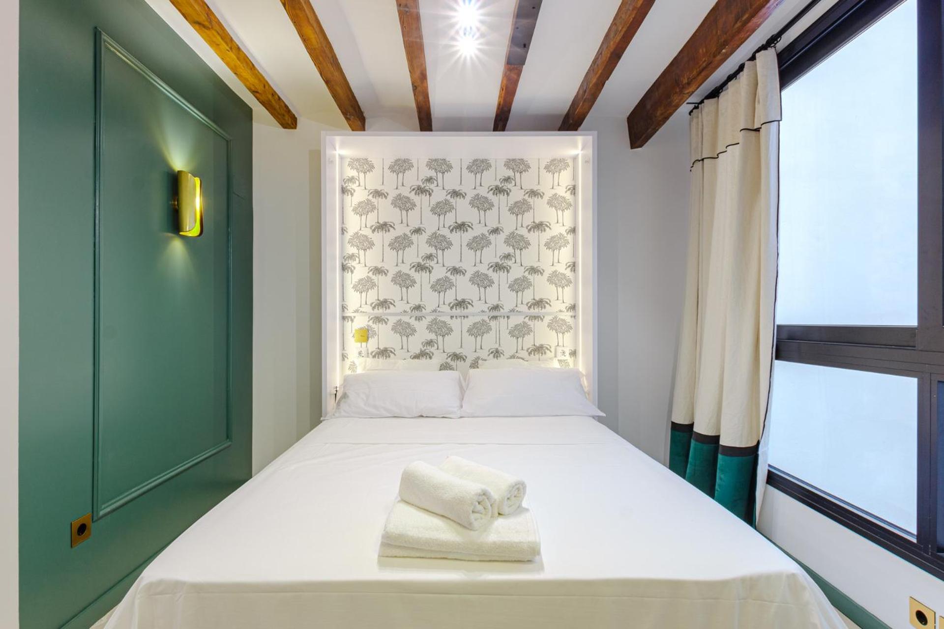 Refined And Practical In Historic Center Of Apartamento *