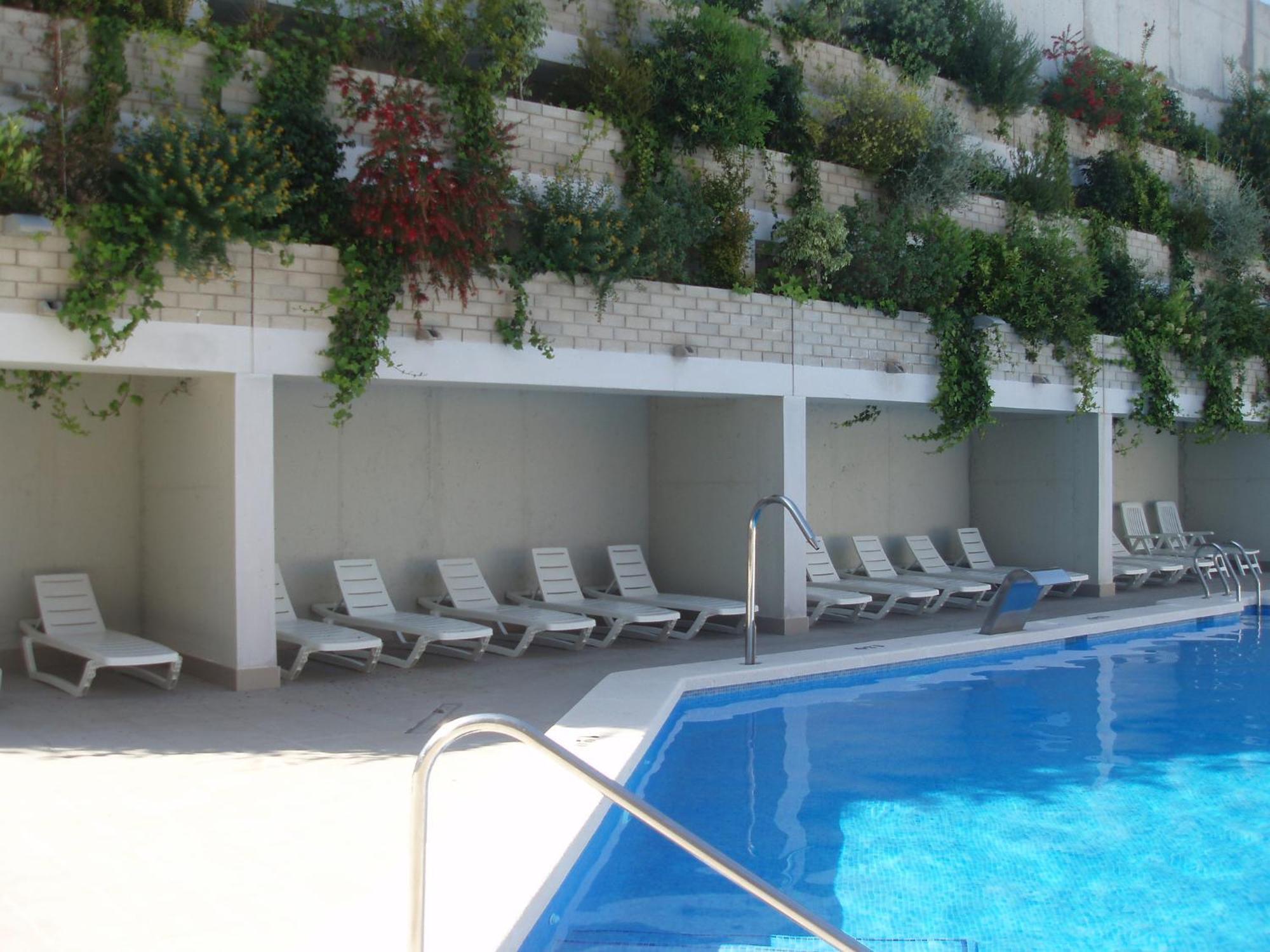 Aparthotel Hills 4*