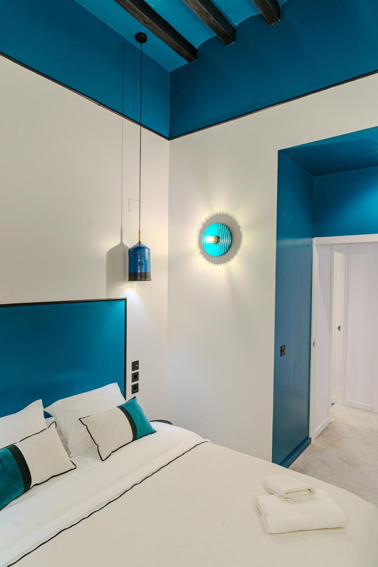Spacious And Luxurious Mezzanine In Historic Center