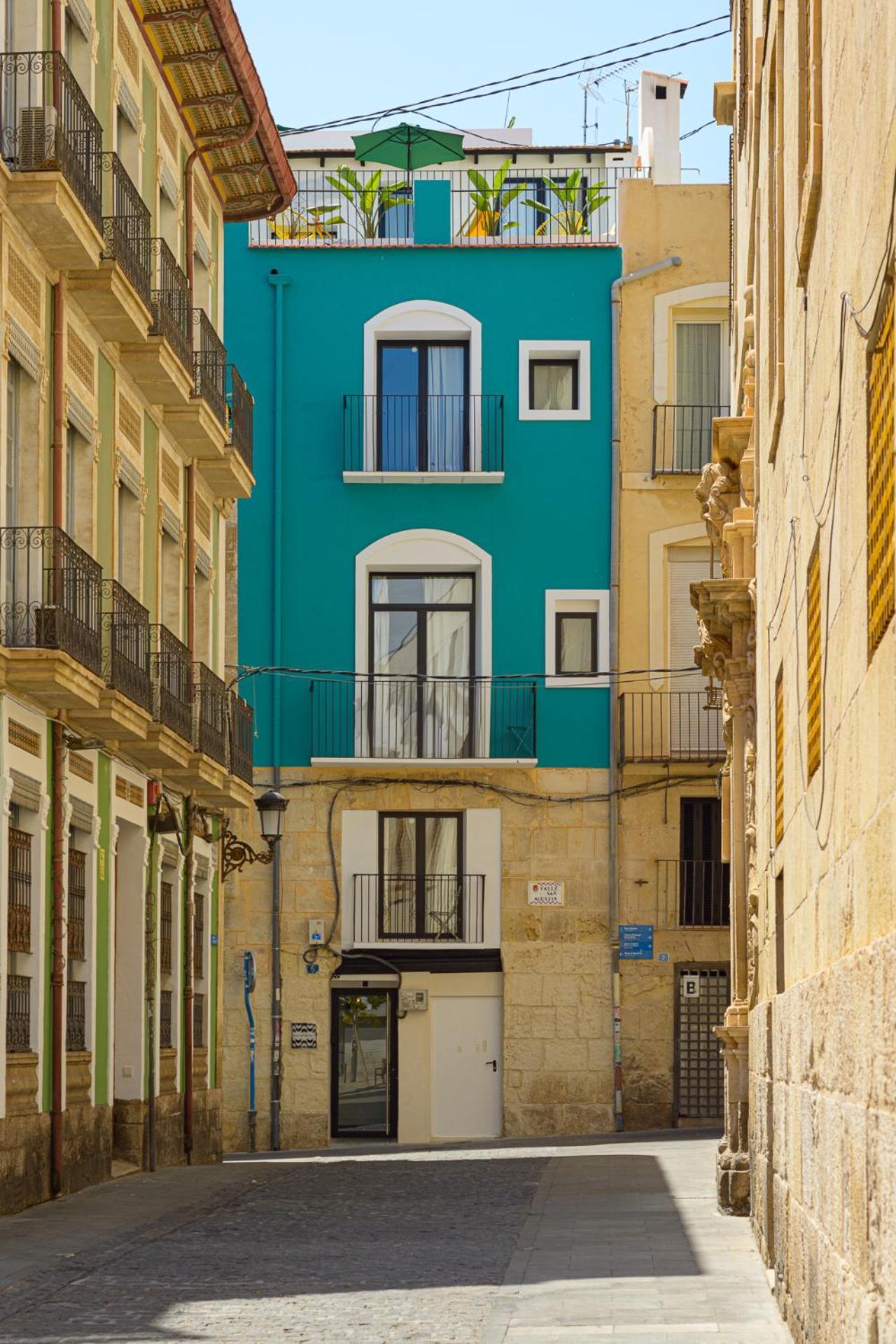 With Exceptional Charm In Historic Center Of * Alicante