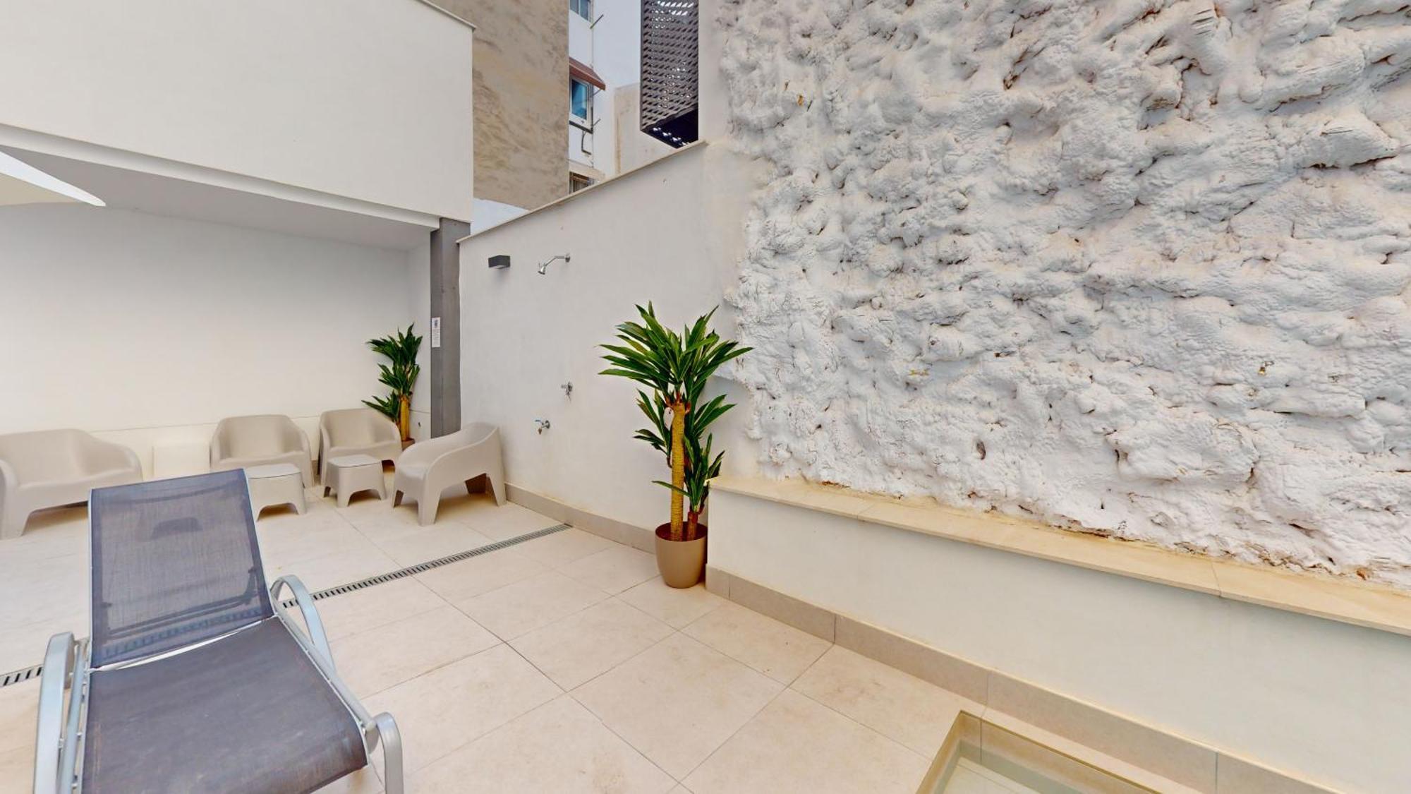 Apartment Colorful Penthouse Center 5a *