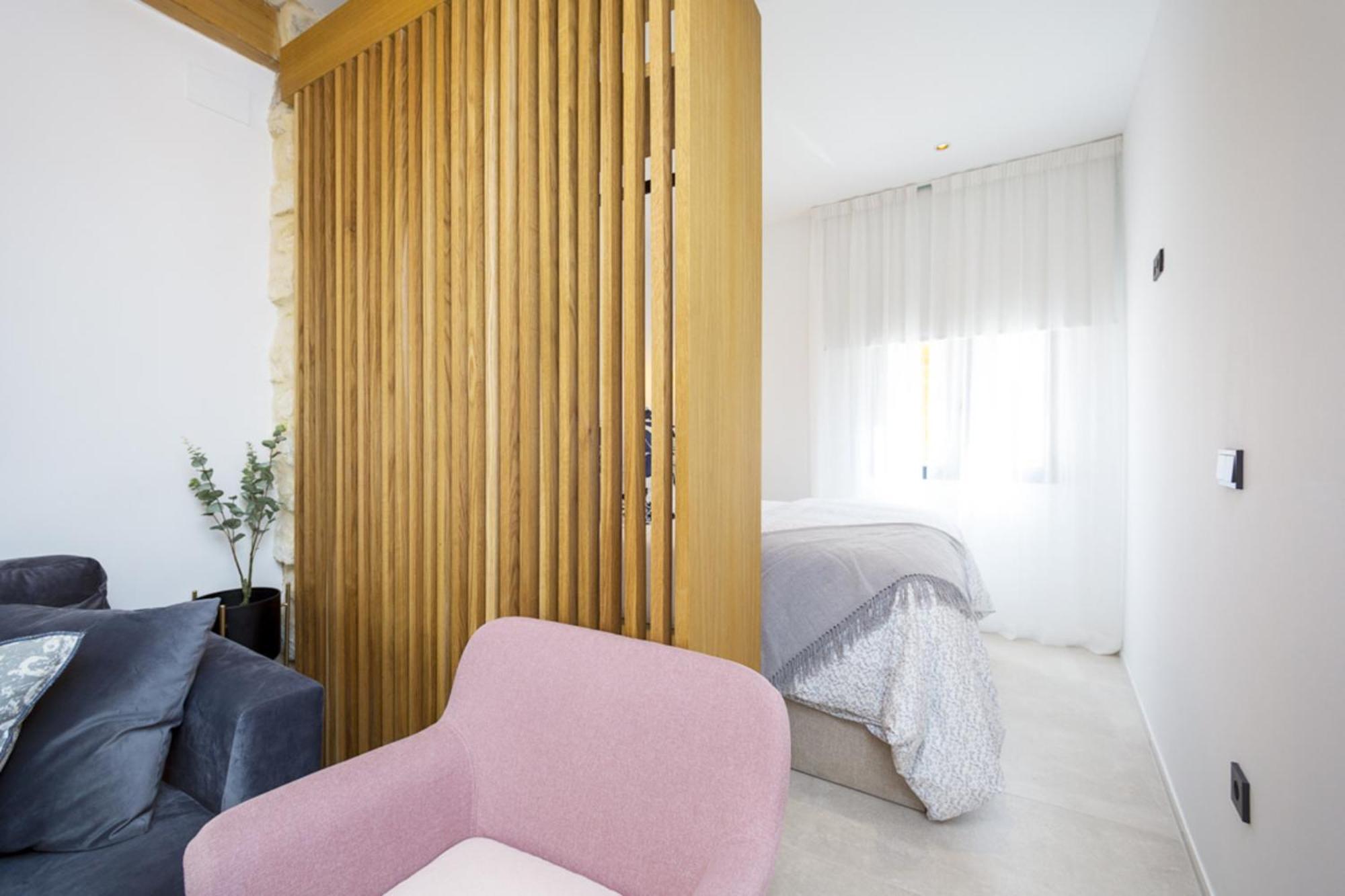 Cisneros By United Renters Apartment *