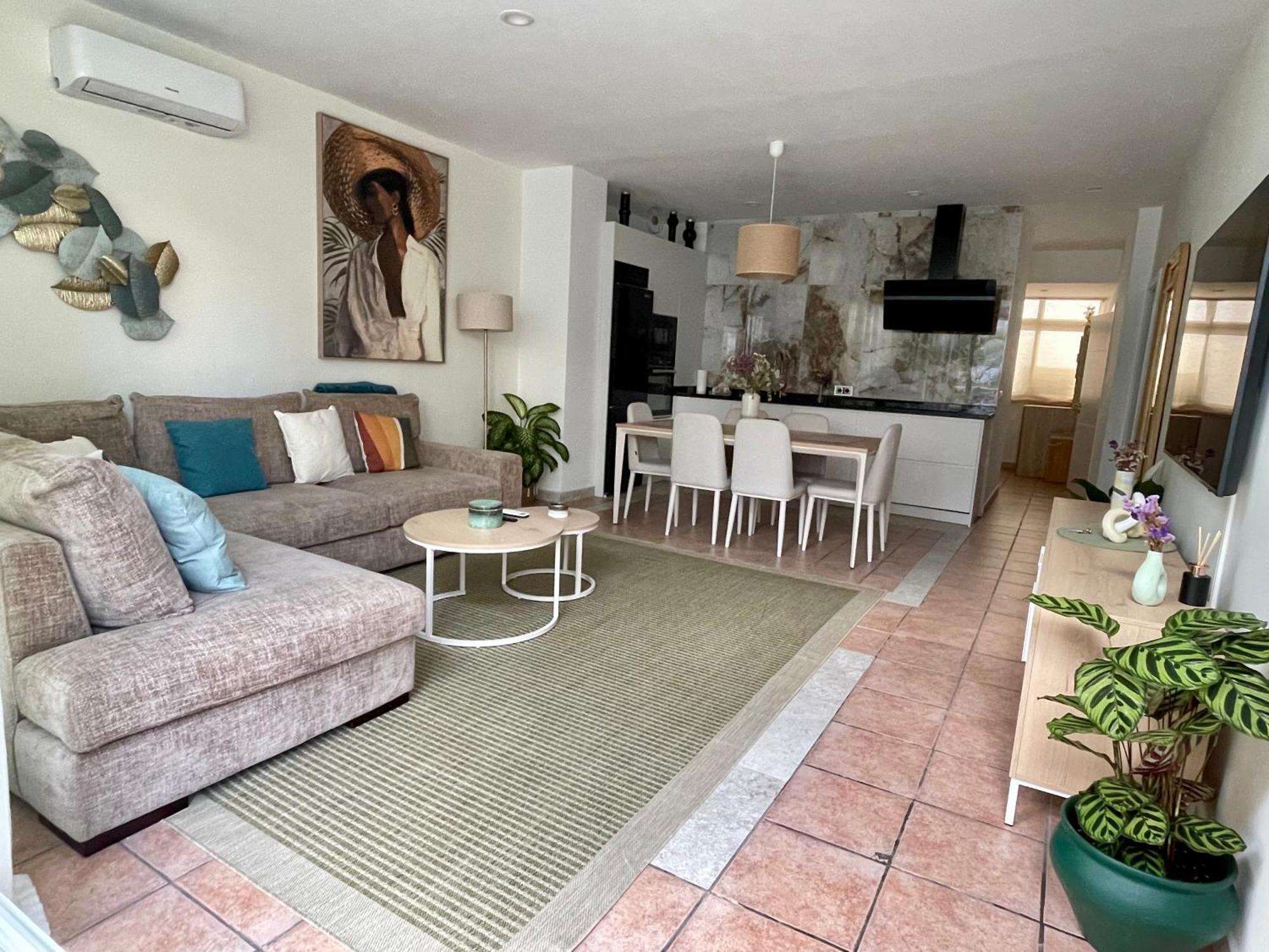 Apartamento Gran Atico Con Terraza En El Centro De Alicante