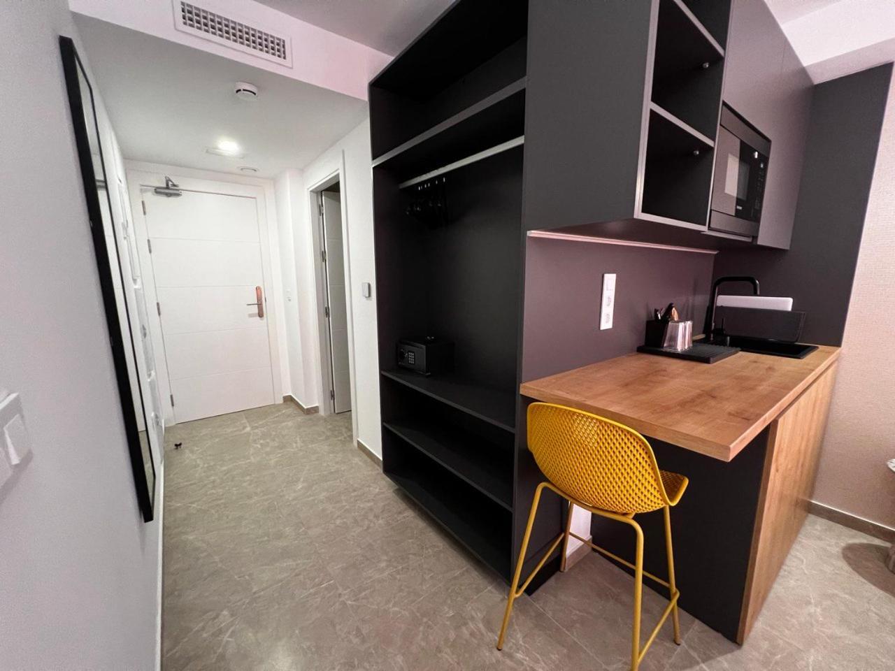 Smart Guest house *