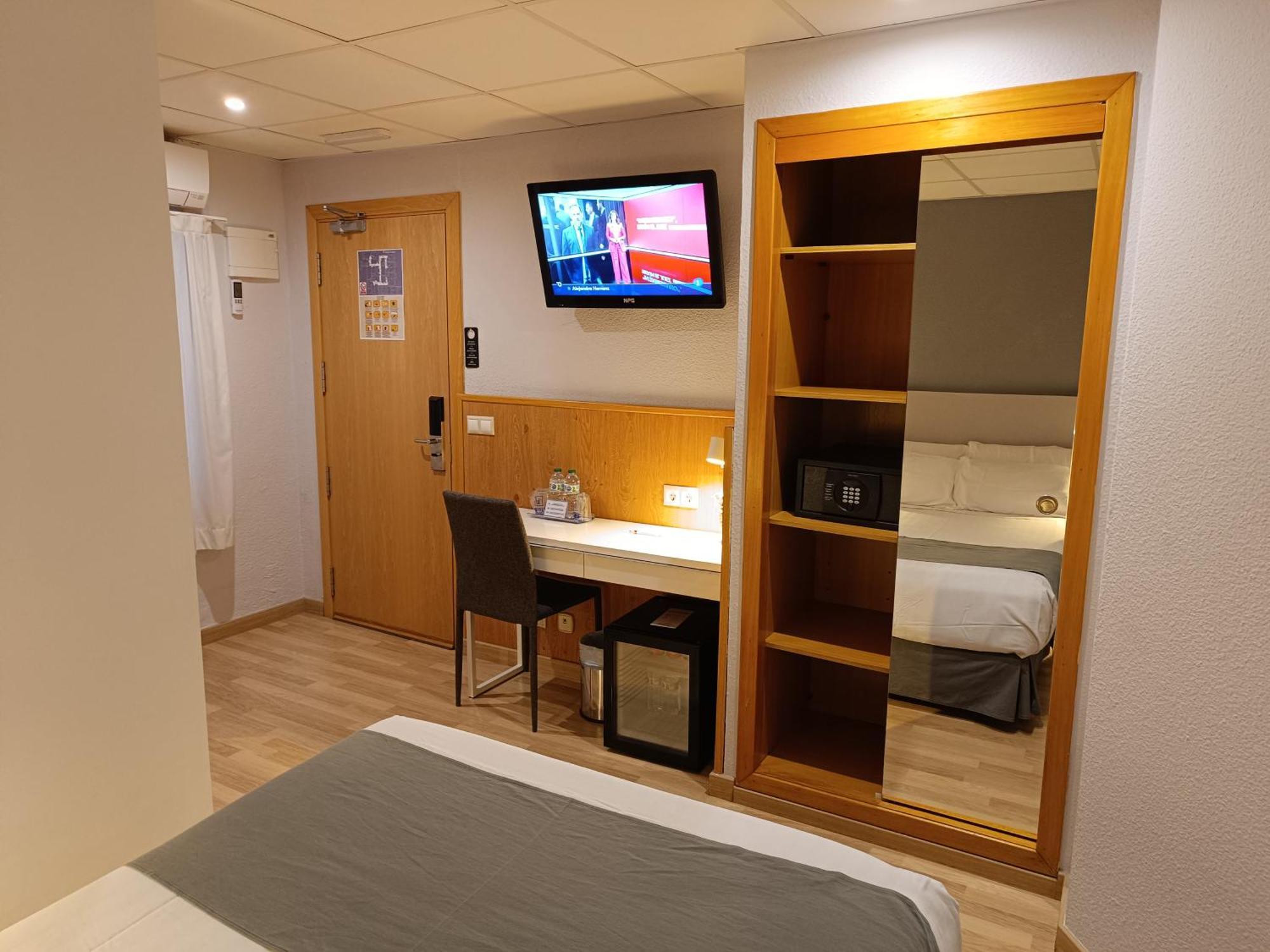 Mendez Nuñez Hotel 2*