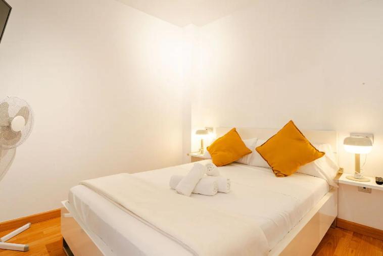Apartamento New Refurbished! 4 Minutes Walking To The Alicante