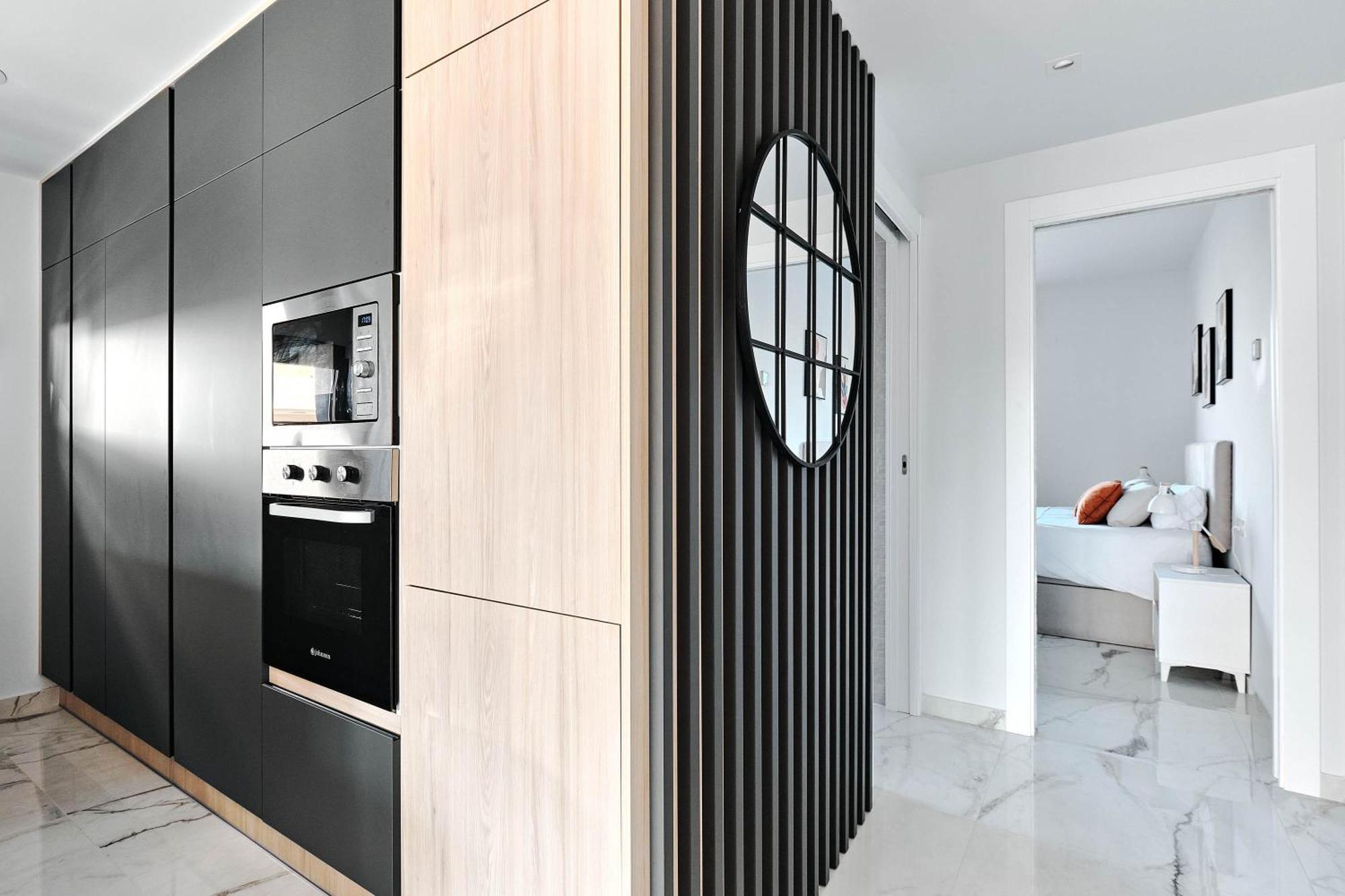 Sunrise New With Pool Apartment
