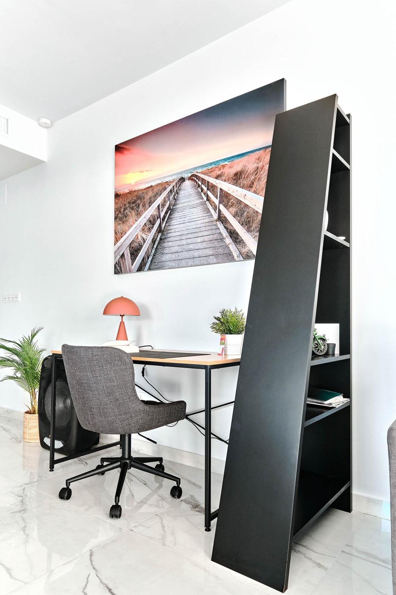 Sunrise New With Pool Apartamento