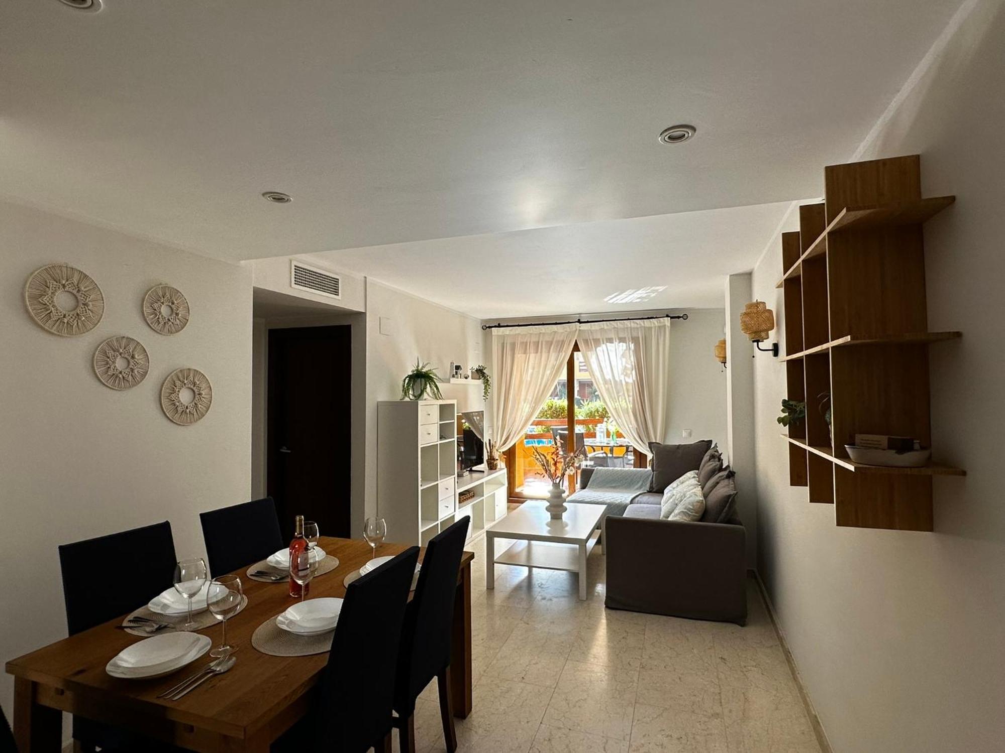 Apartamento Ground Floor Punta Prima Looking At The Pool