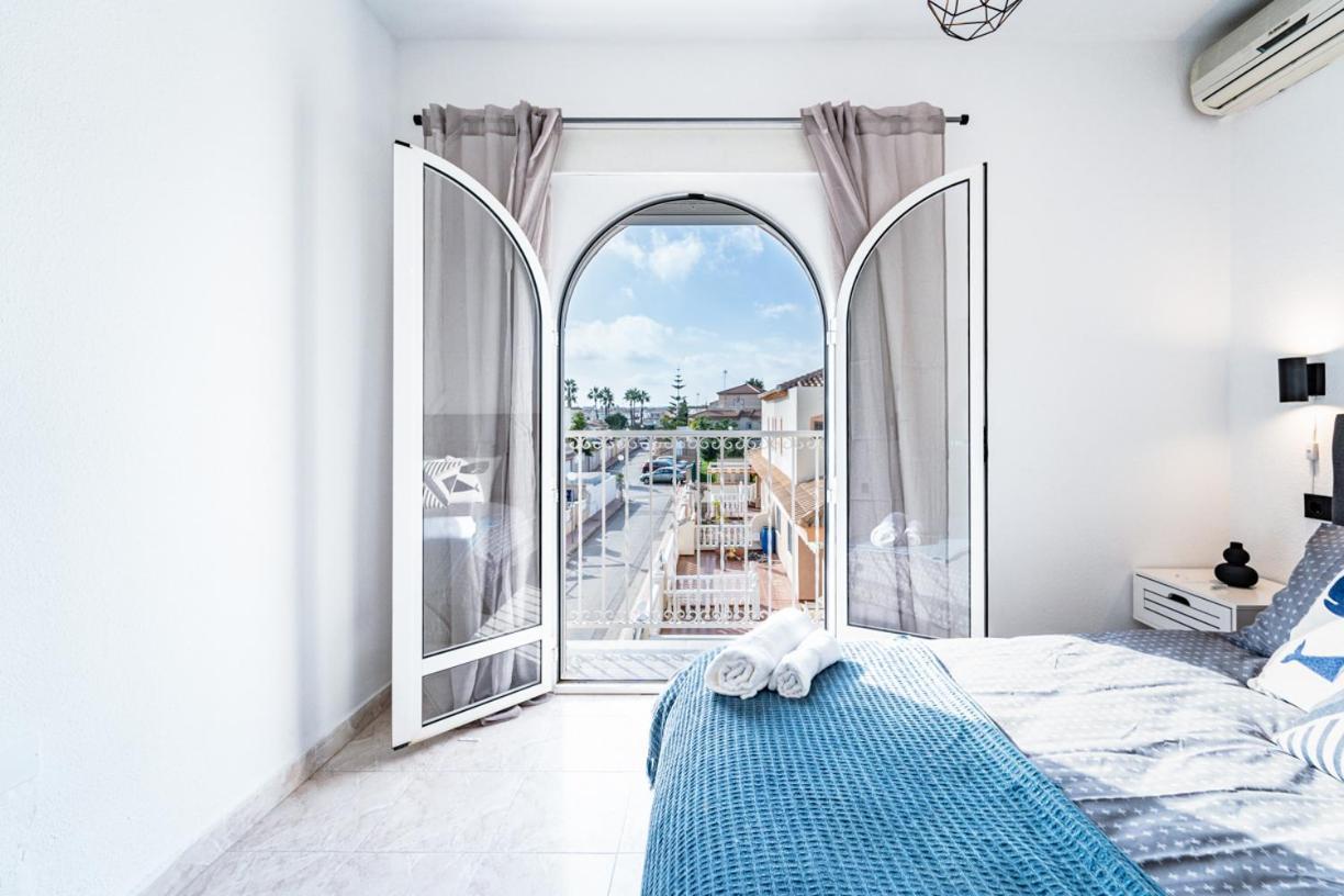 Renovated Townhouse - Rooftop, Garden & Stunning Views