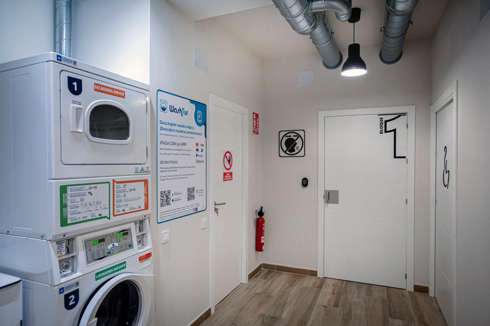 Hostel Dos Estaciones - Free Towels, Coffee & Tea, Remote Check-in *