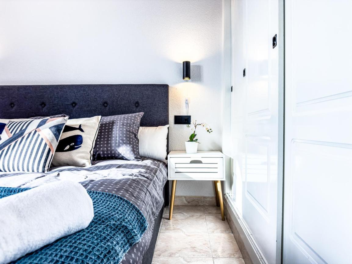 Renovated Townhouse - Rooftop, Garden & Stunning Views Сasa de vacaciones