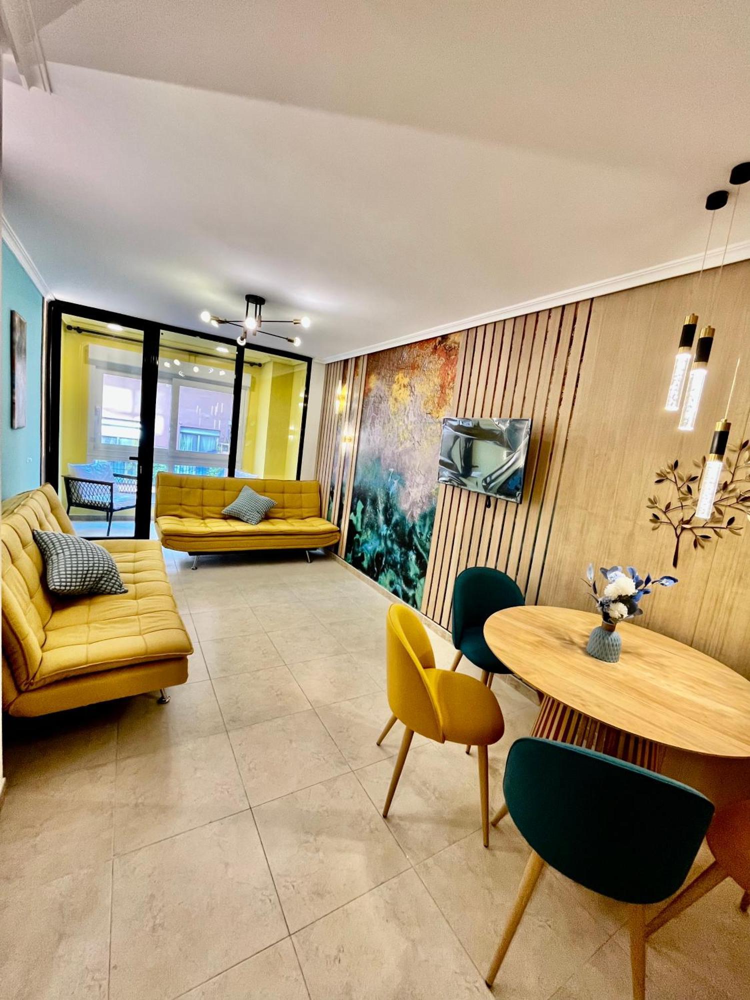 Dos Colores-Design Apartments Alicante Centro, Patio O Parking * Alicante