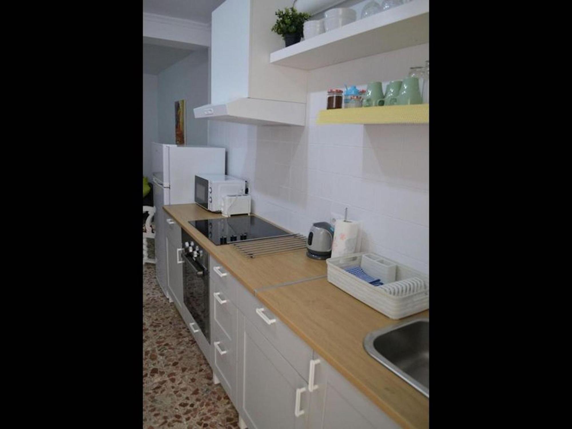 Exceptional Fully Refurbished With Stunning Bathroom 1 Bed Alicante
