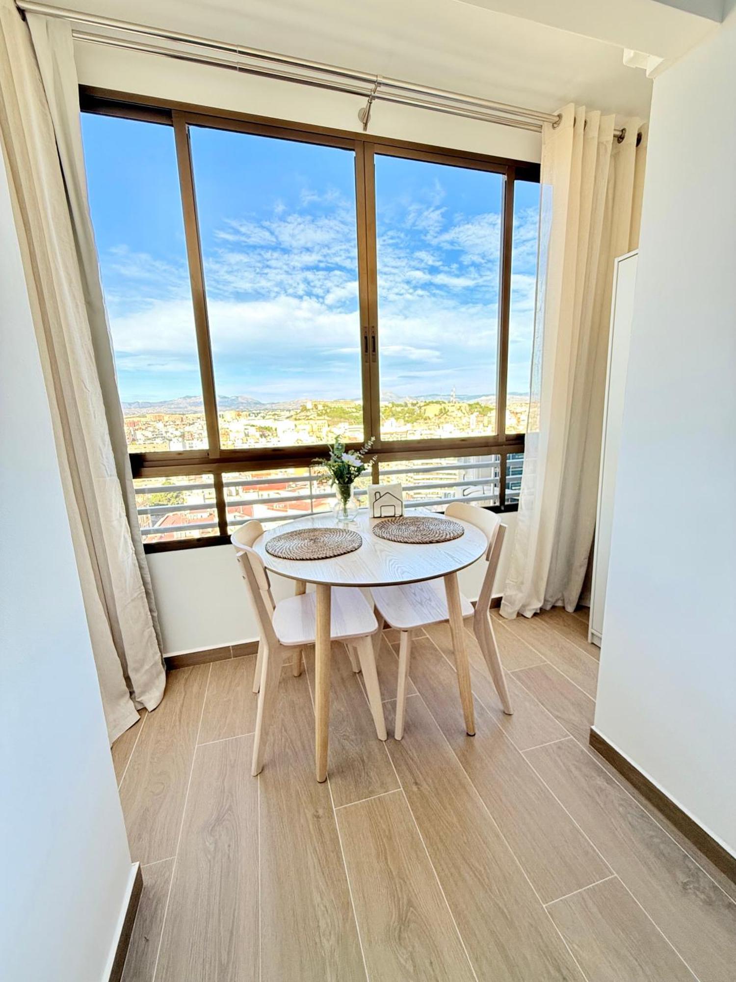 Apartamento 18th Floor Center Riscal Alicante