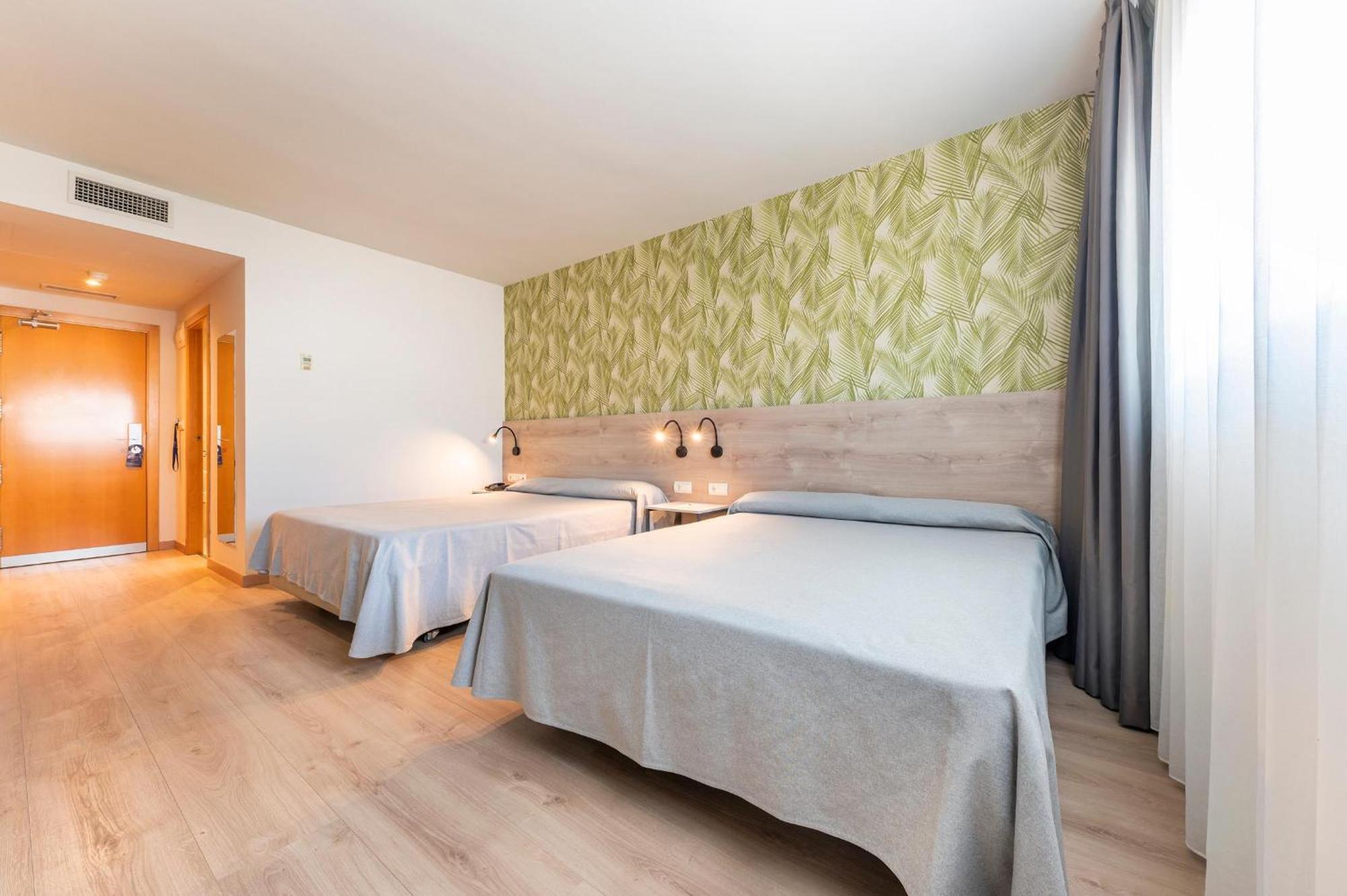 Port & Hotel 4*