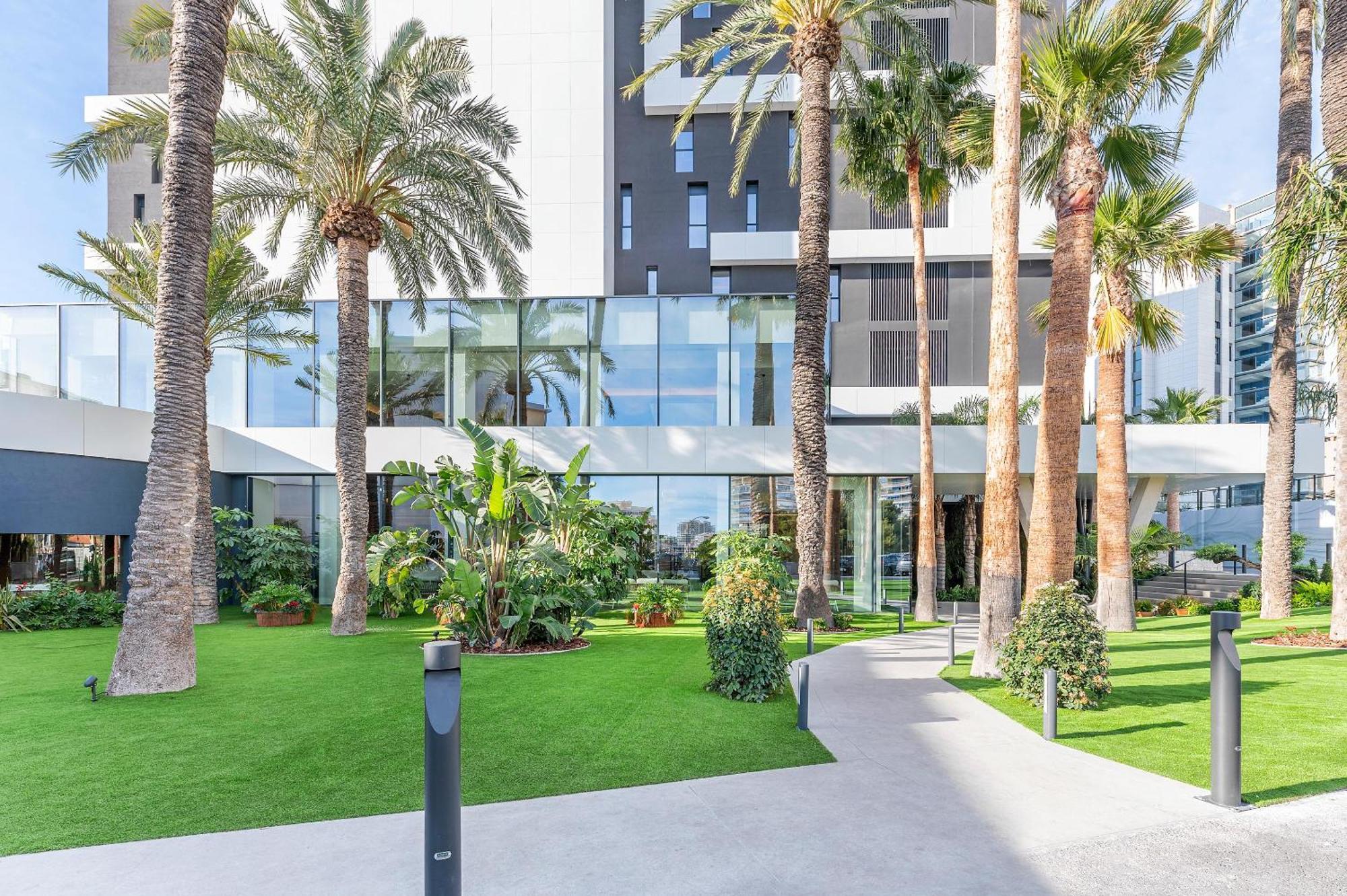 Port & Hotel 4*
