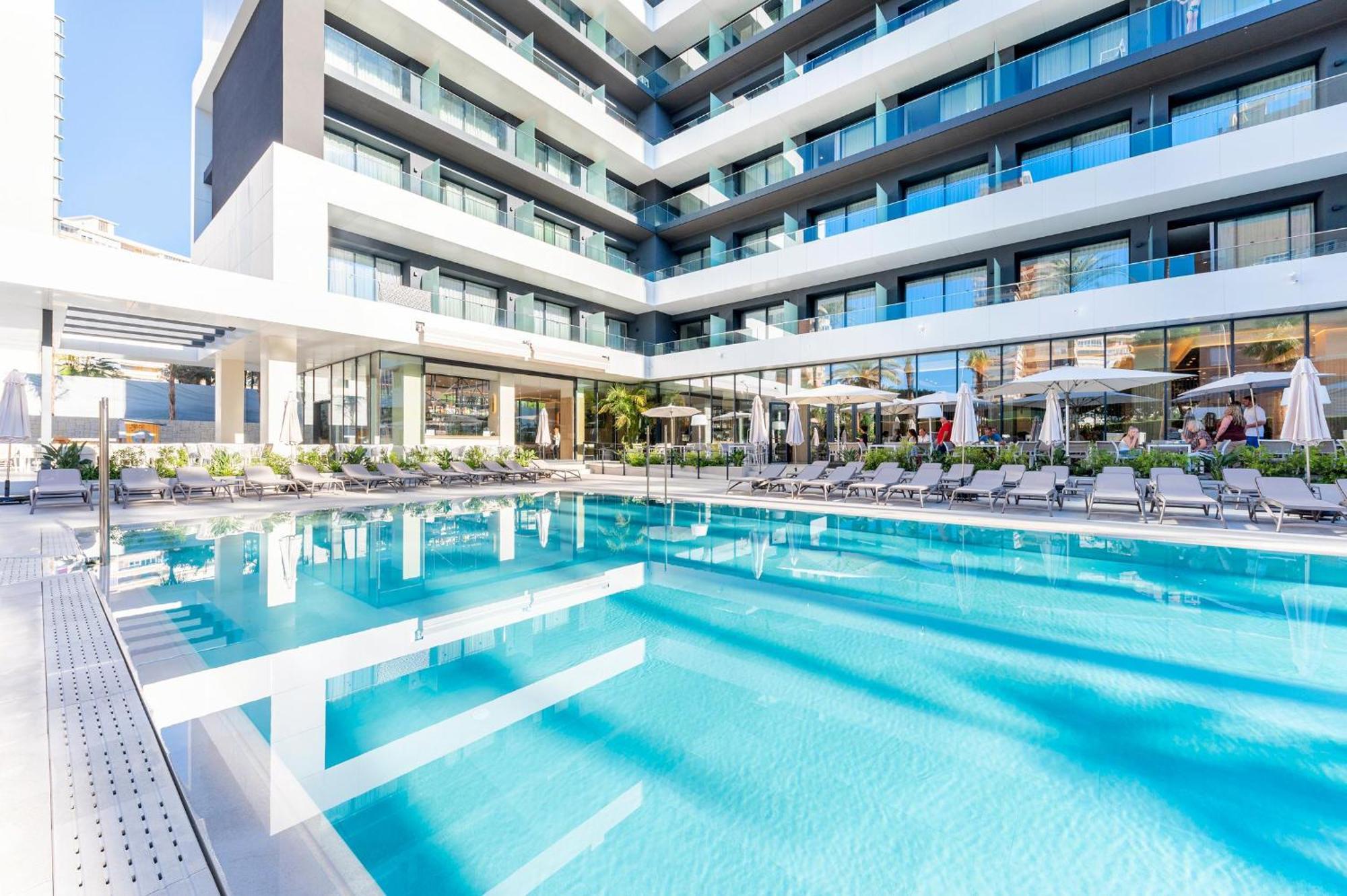 Port & Hotel 4*