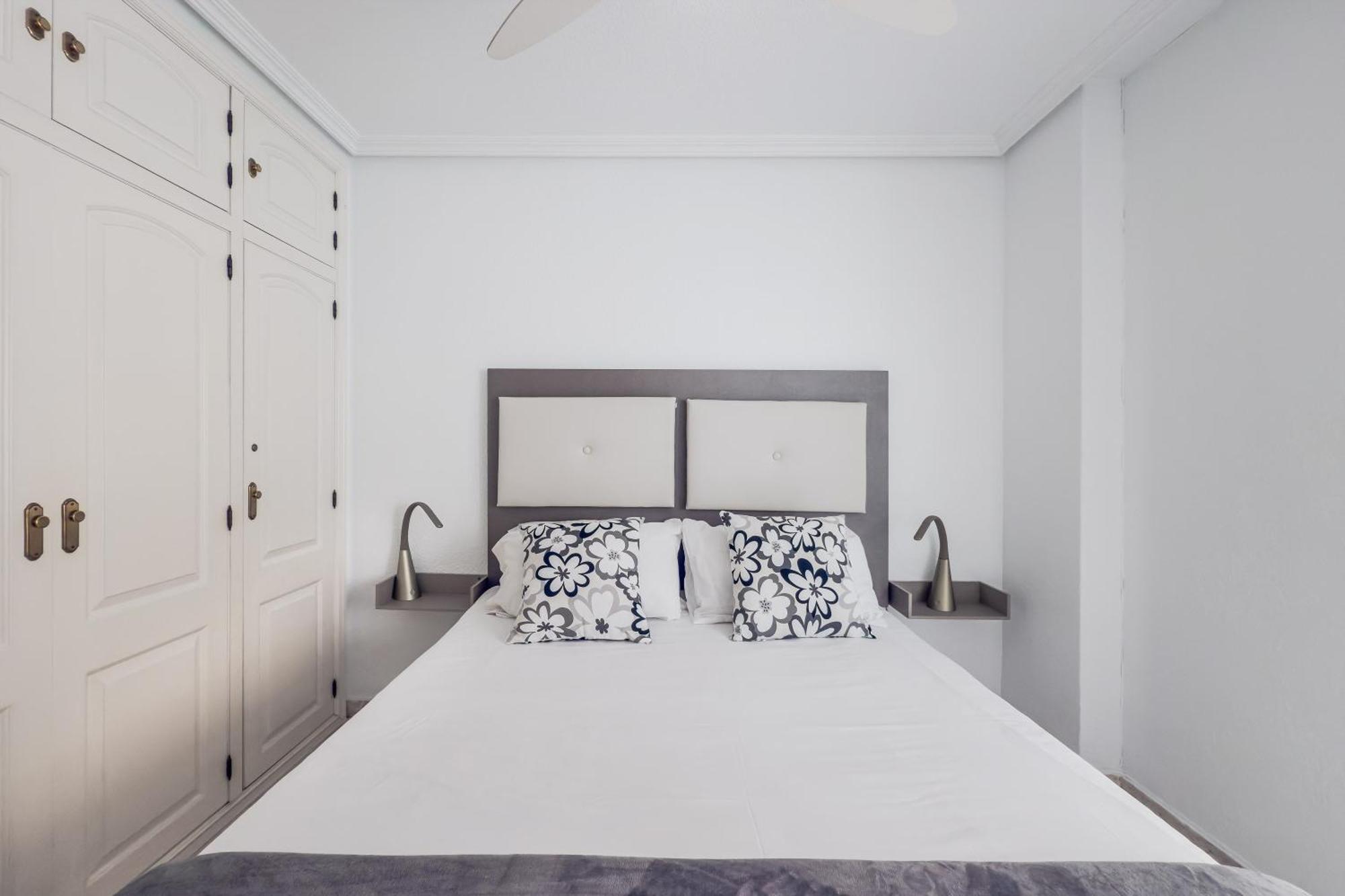 Apartamento New Charming By The With Swimming Pool, Parking & Tennis Court