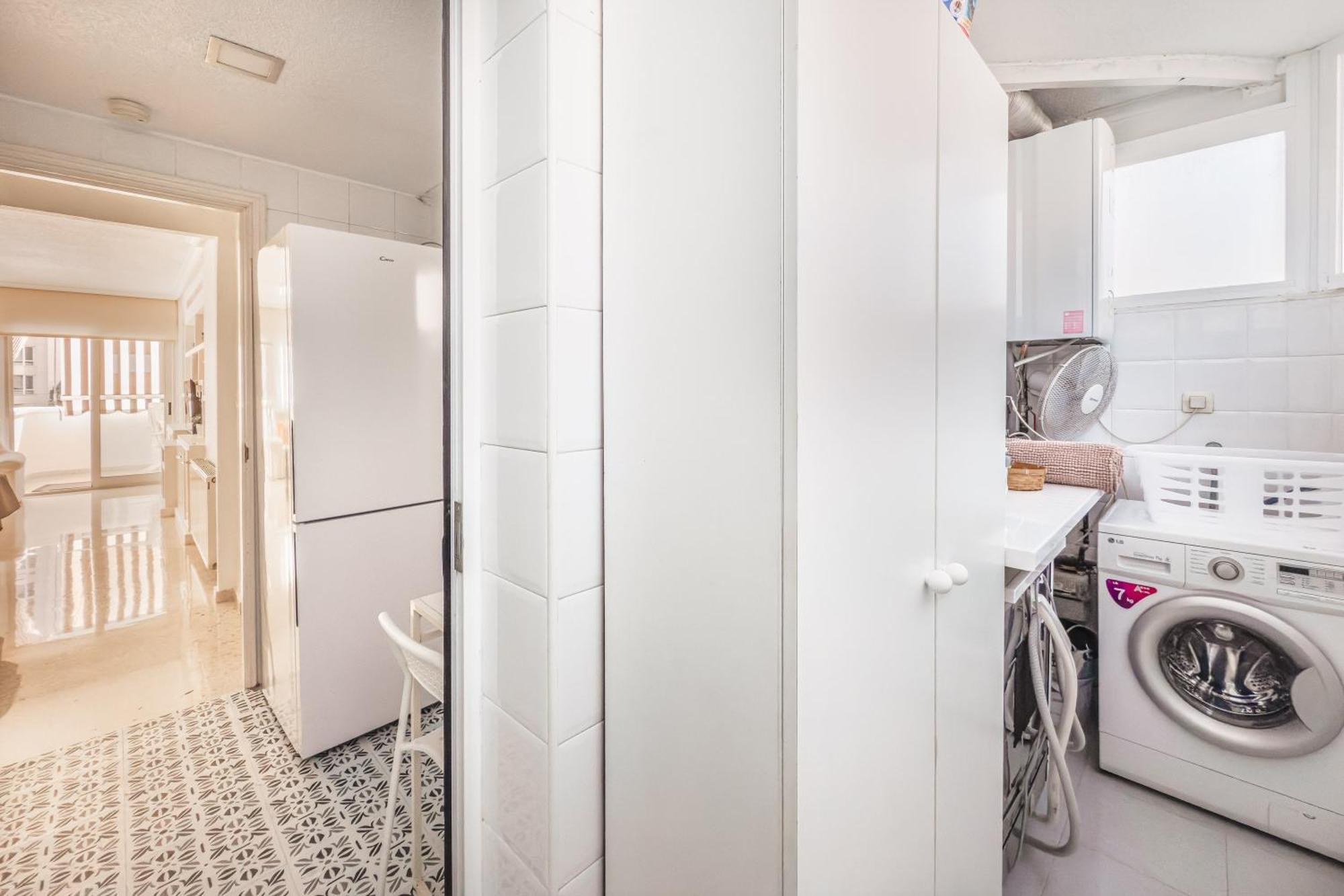 Apartamento New Charming By The With Swimming Pool, Parking & Tennis Court Alicante