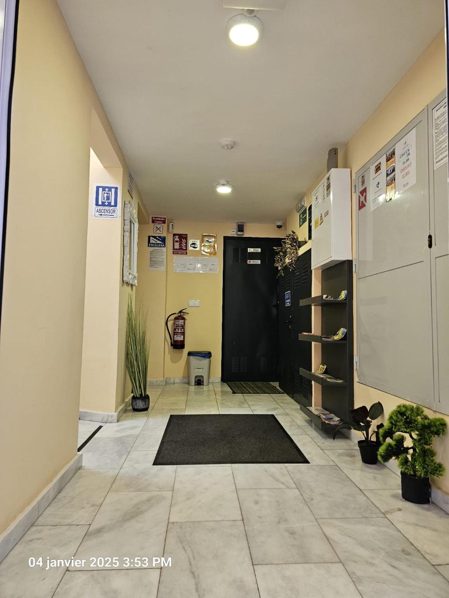 Turisticos Kenzamin Apartamento Alicante