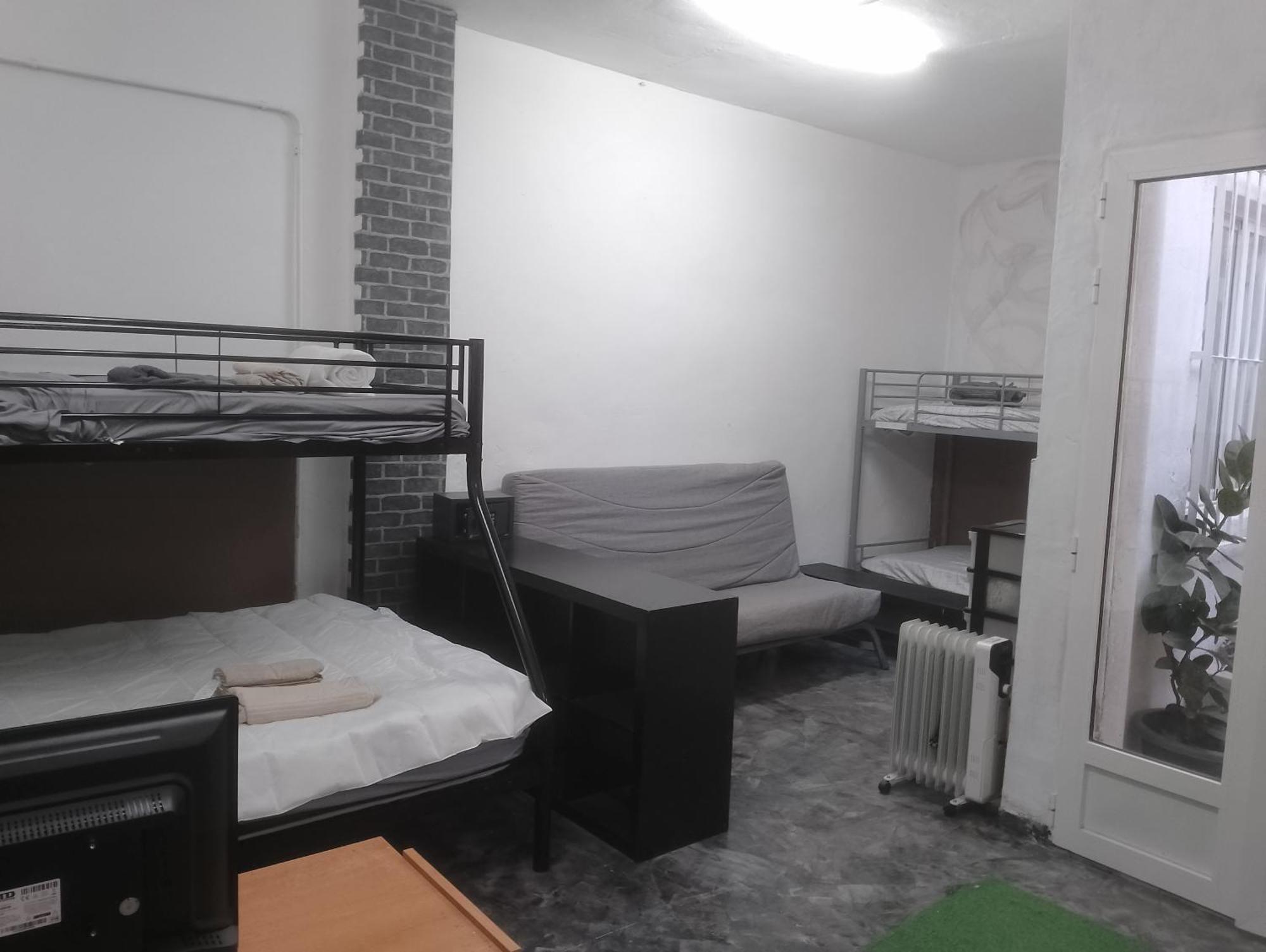 Rabasa - Casas De Planta Baja Familiar 8 Personas Homestay