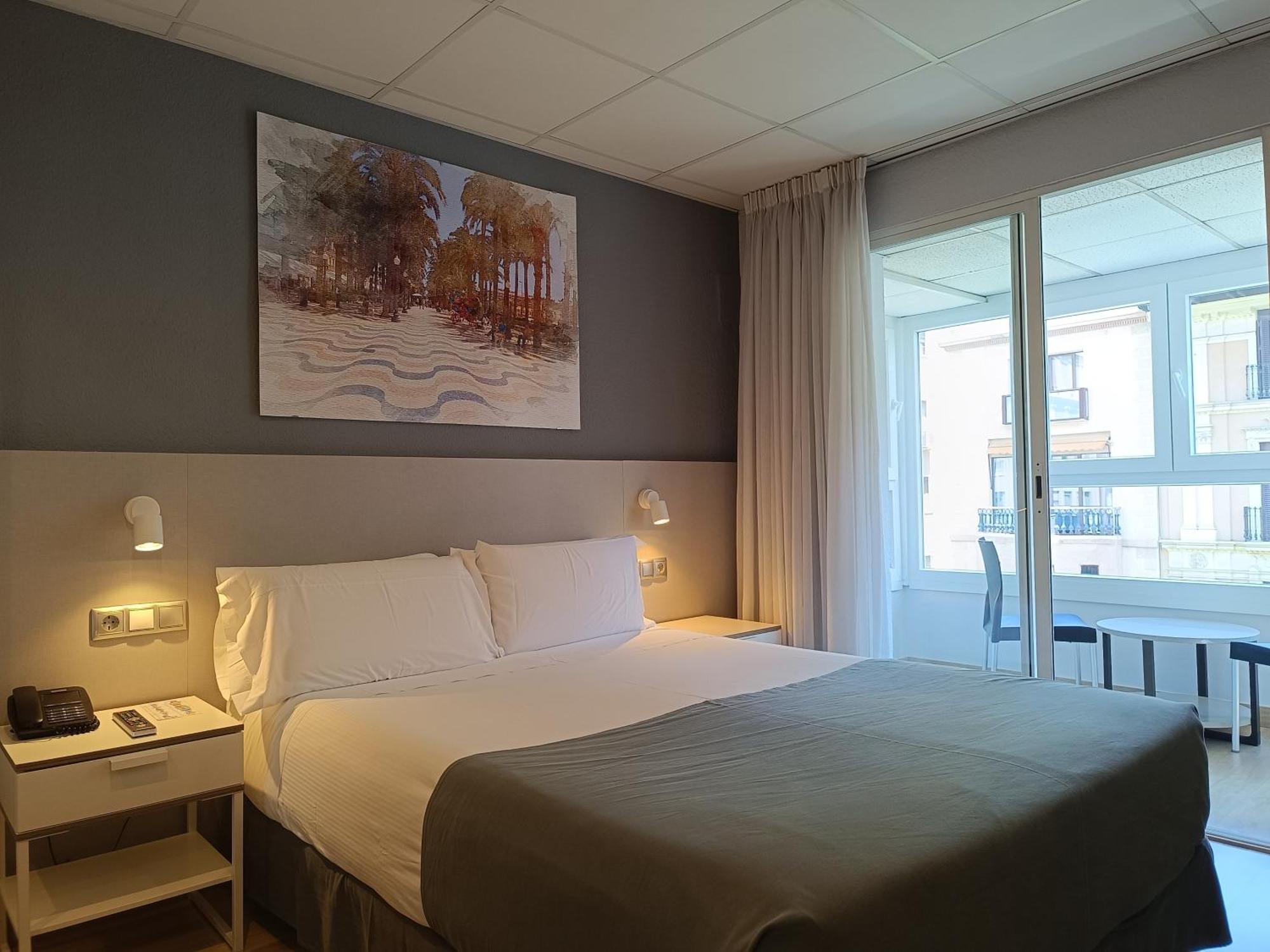 Hotel Mendez Nuñez 2*