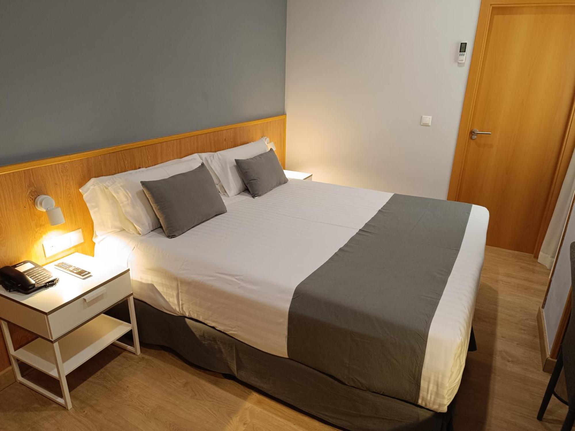 Mendez Nuñez Hotel 2*