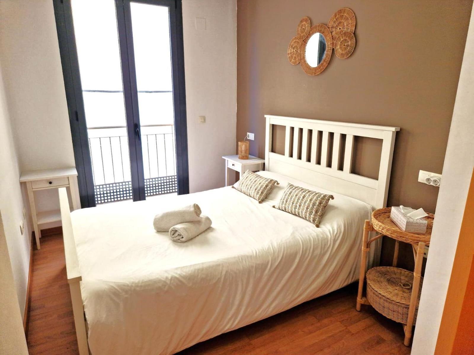 Apartamento Very Centric Apartment, Lightful, Well Equipped And Decorated, With Castle Views, And Besides A Plaza In Old Town *