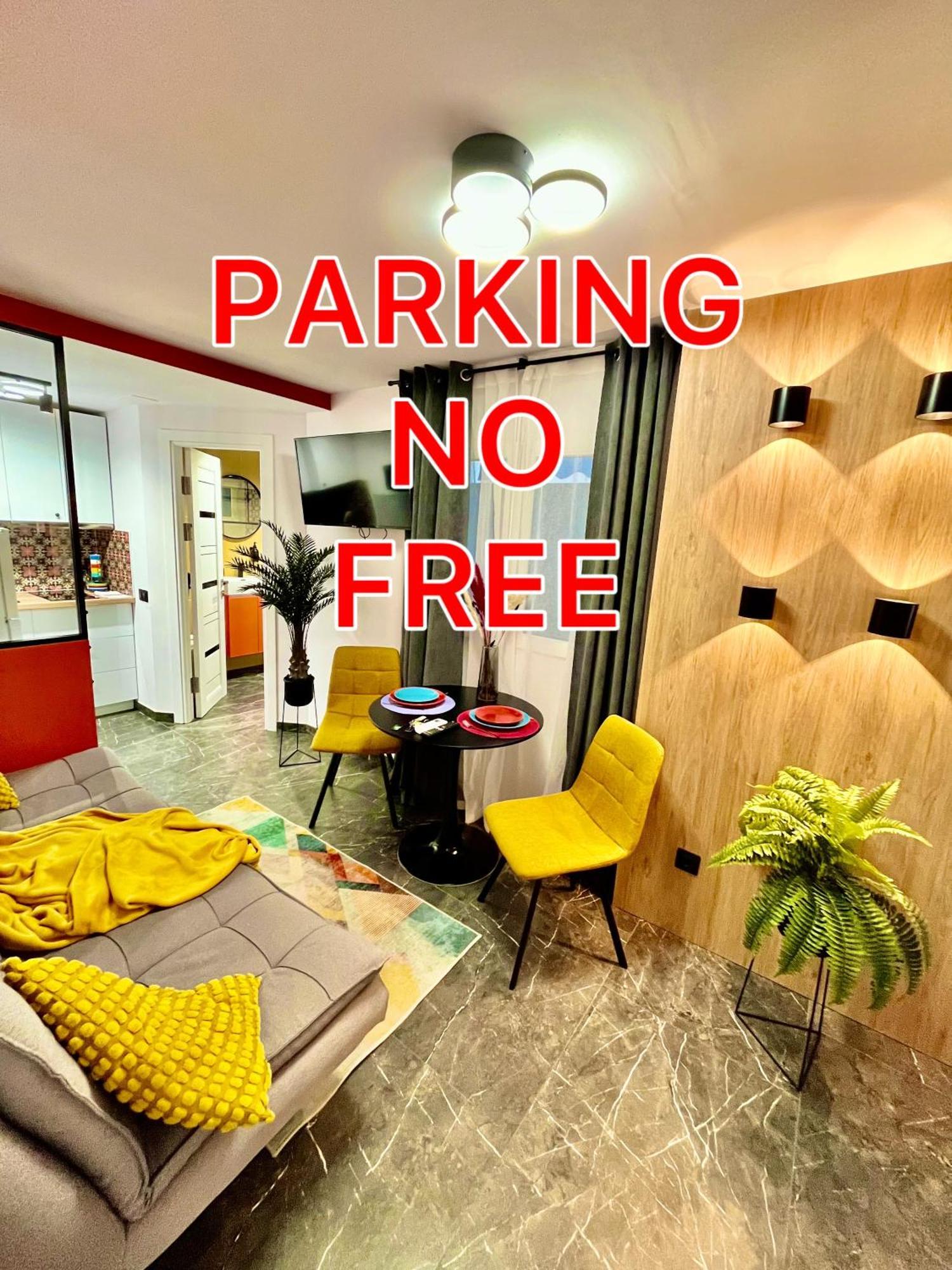Apartamento Dos Colores-Design Apartments Alicante Centro, Patio O Parking