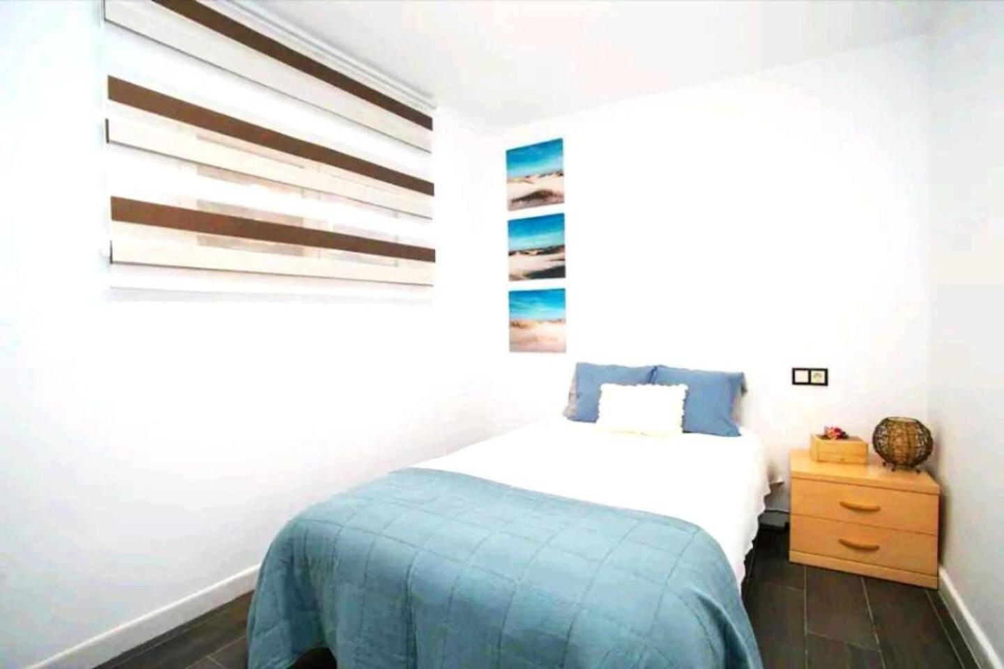 Apartamento Stylish & Fully Furnished 3 Bedrooms Flat -4 Min Walk To Beautiful *
